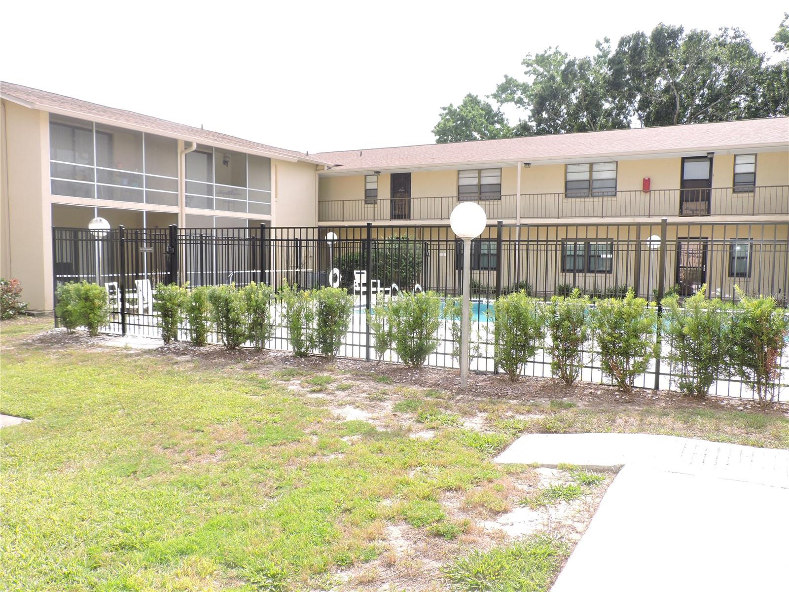 LAKE WALES VILLAGE - Residential