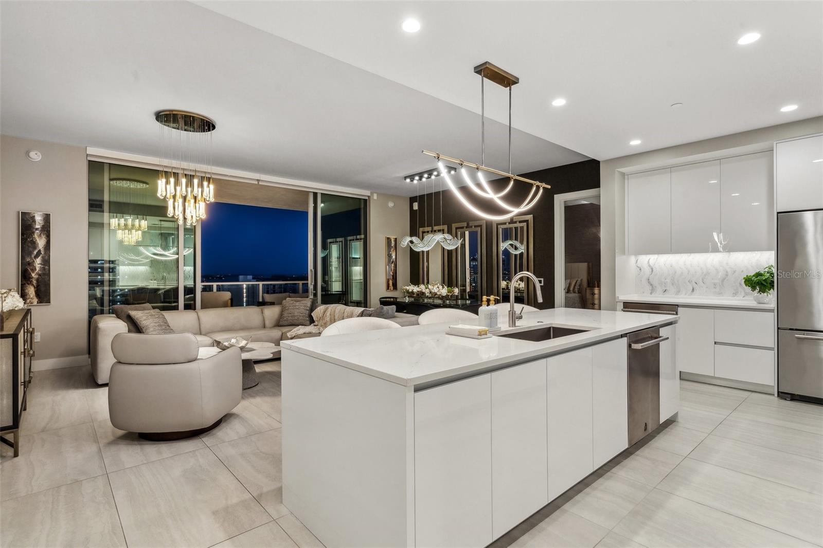 BAYSO SARASOTA - Residential