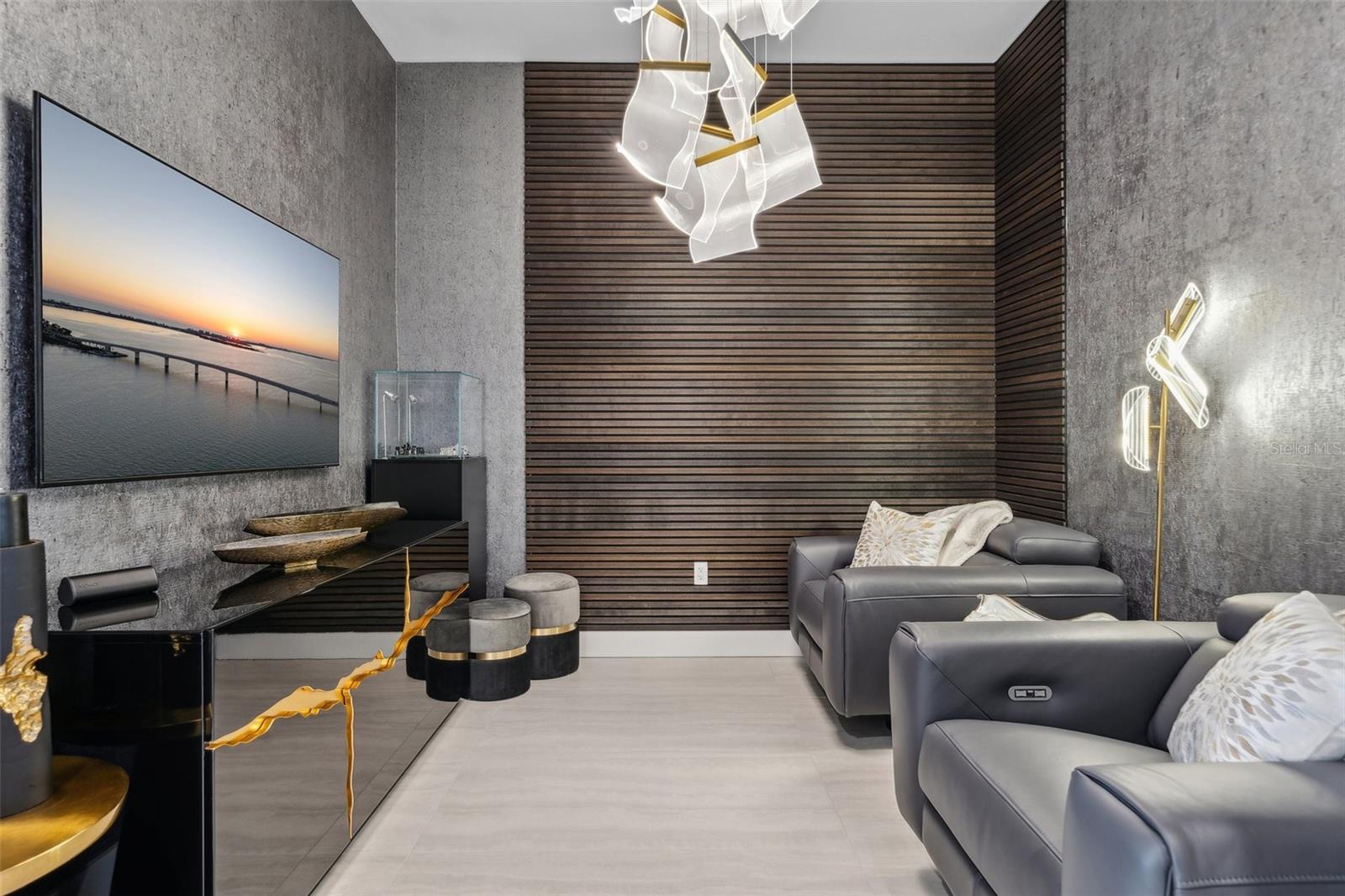BAYSO SARASOTA - Residential