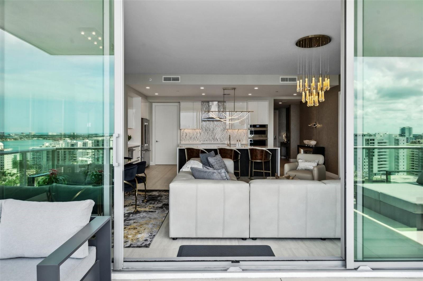BAYSO SARASOTA - Residential