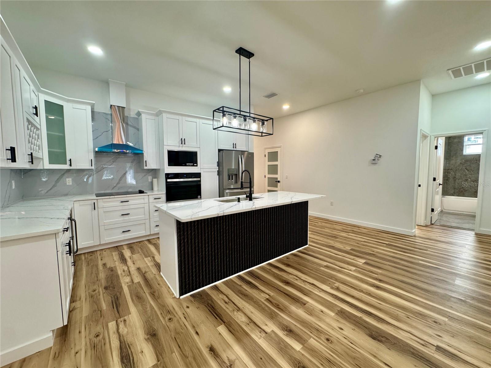 WASHINGTON SQUARE - Residential