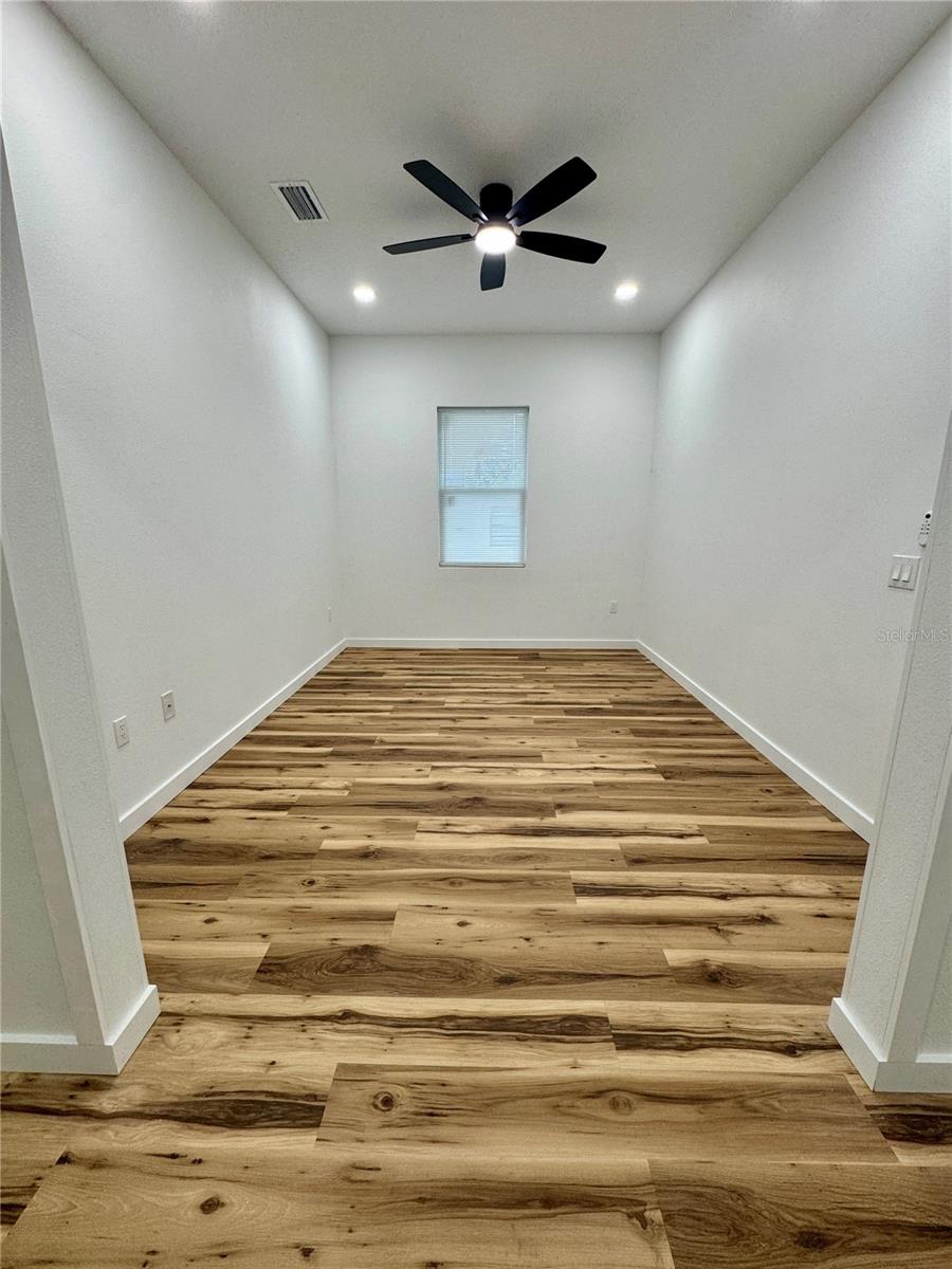 WASHINGTON SQUARE - Residential