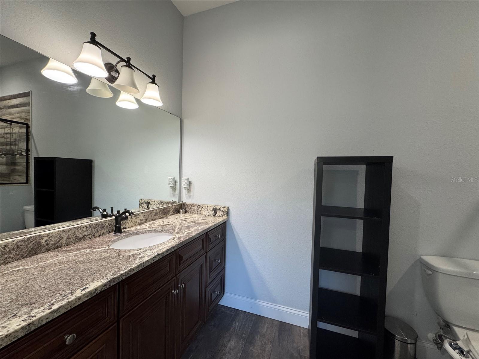 ACREAGE - Residential Lease