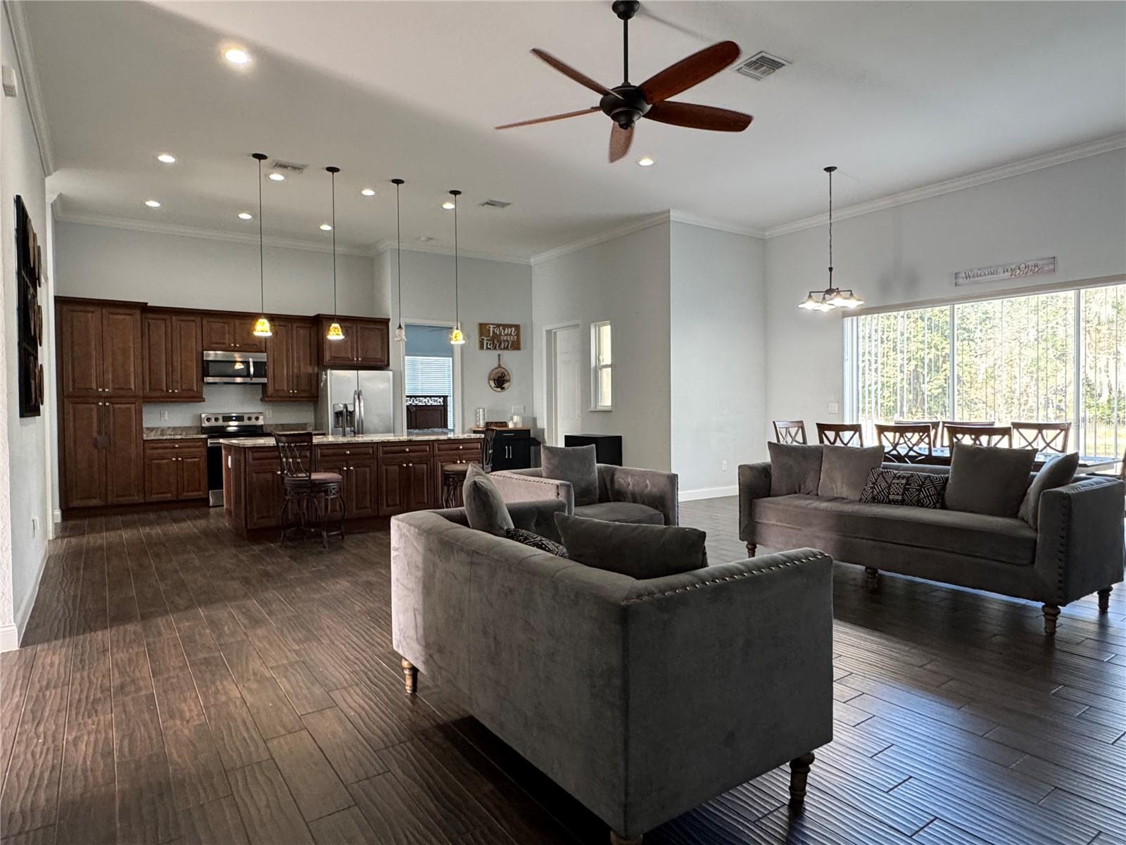 ACREAGE - Residential Lease