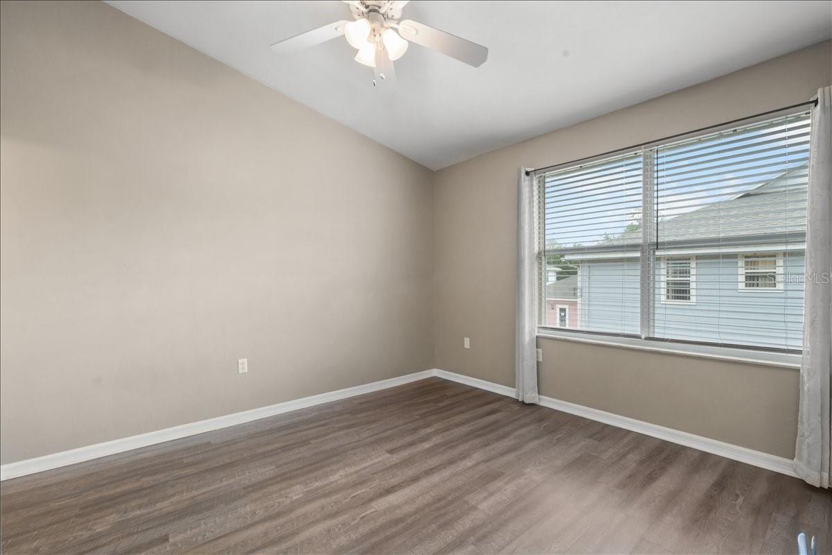 KENSINGTON NORTH - Residential