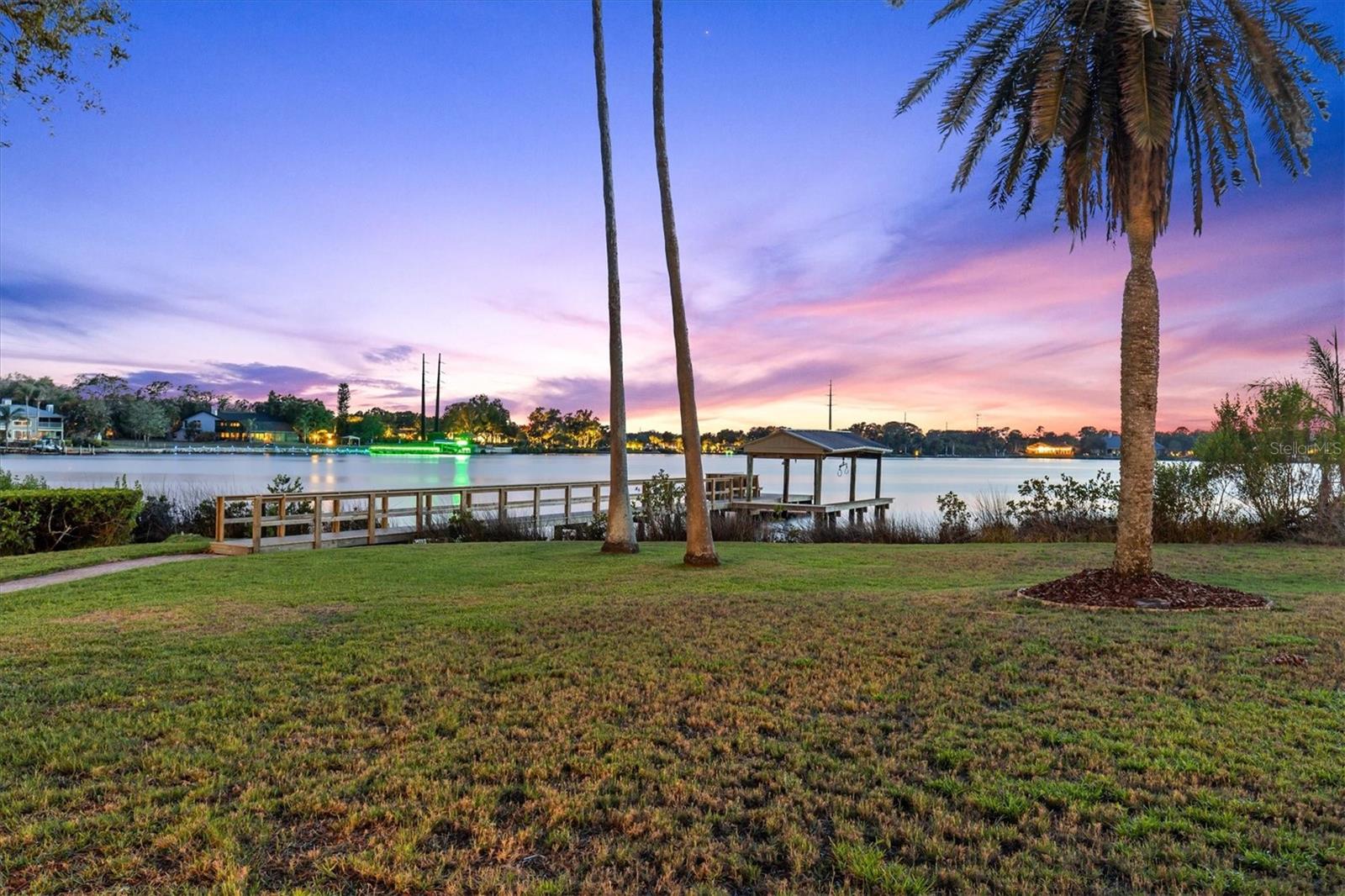 RIVERSIDE - Residential