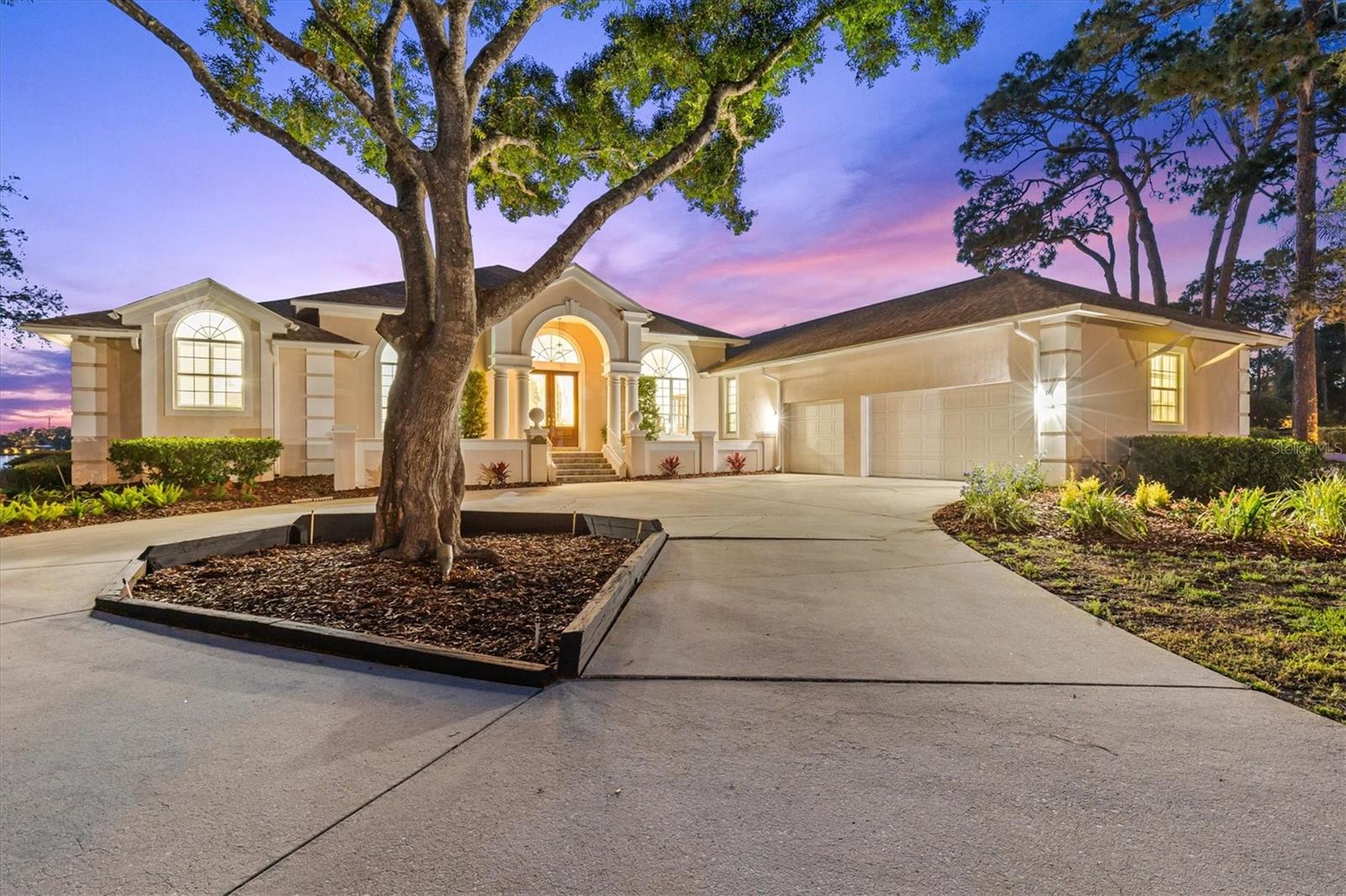 RIVERSIDE - Residential