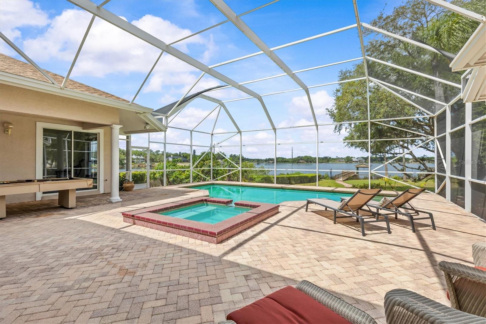 RIVERSIDE - Residential