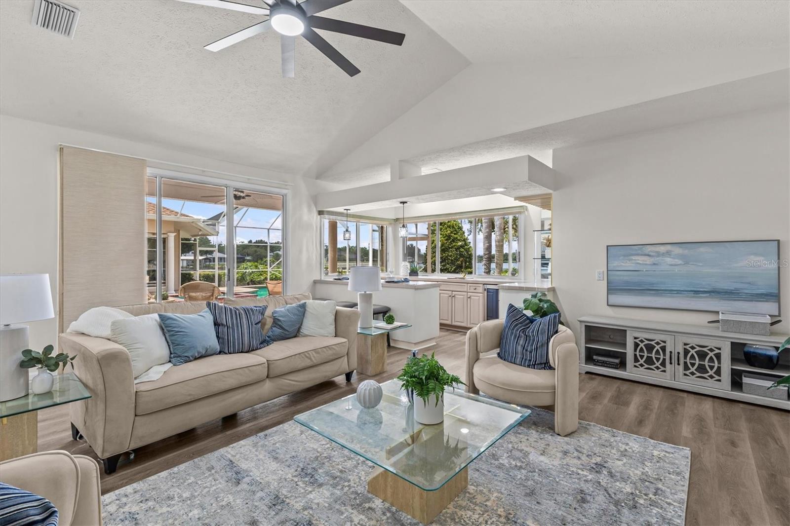 RIVERSIDE - Residential