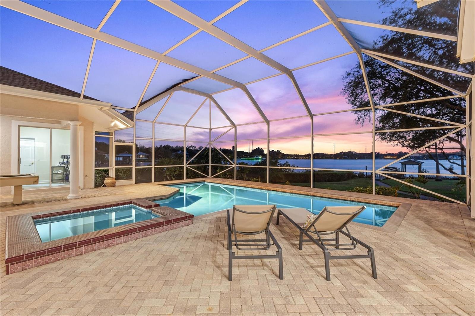 RIVERSIDE - Residential