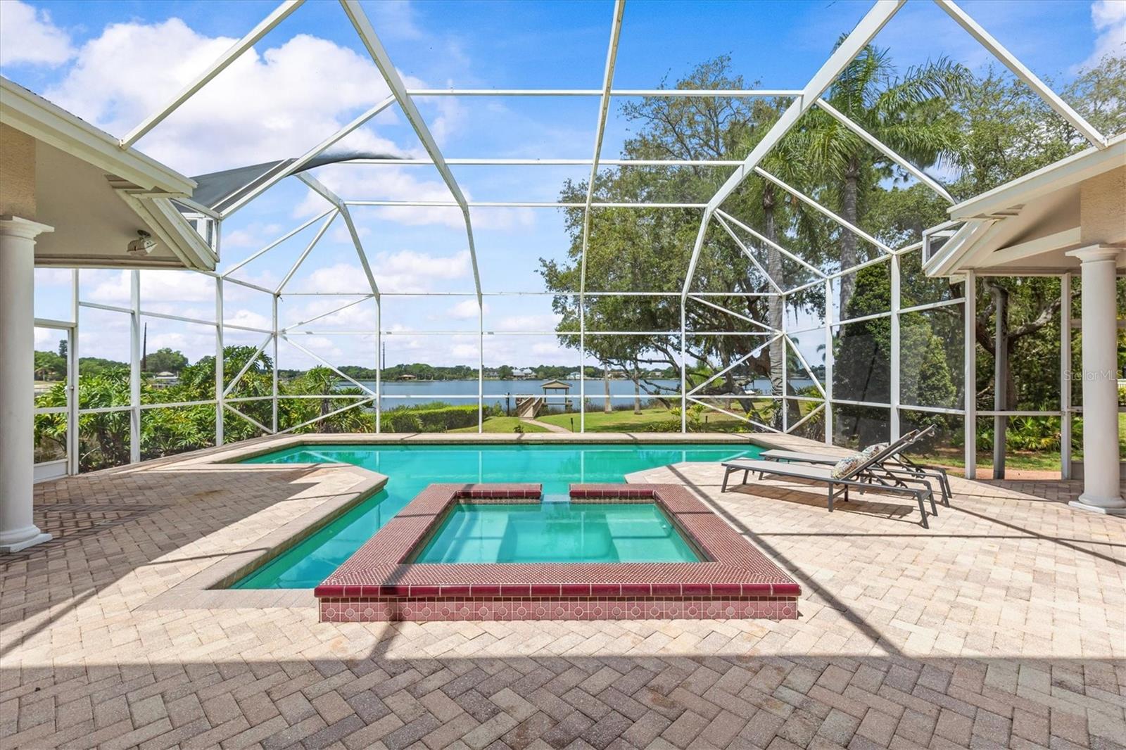 RIVERSIDE - Residential