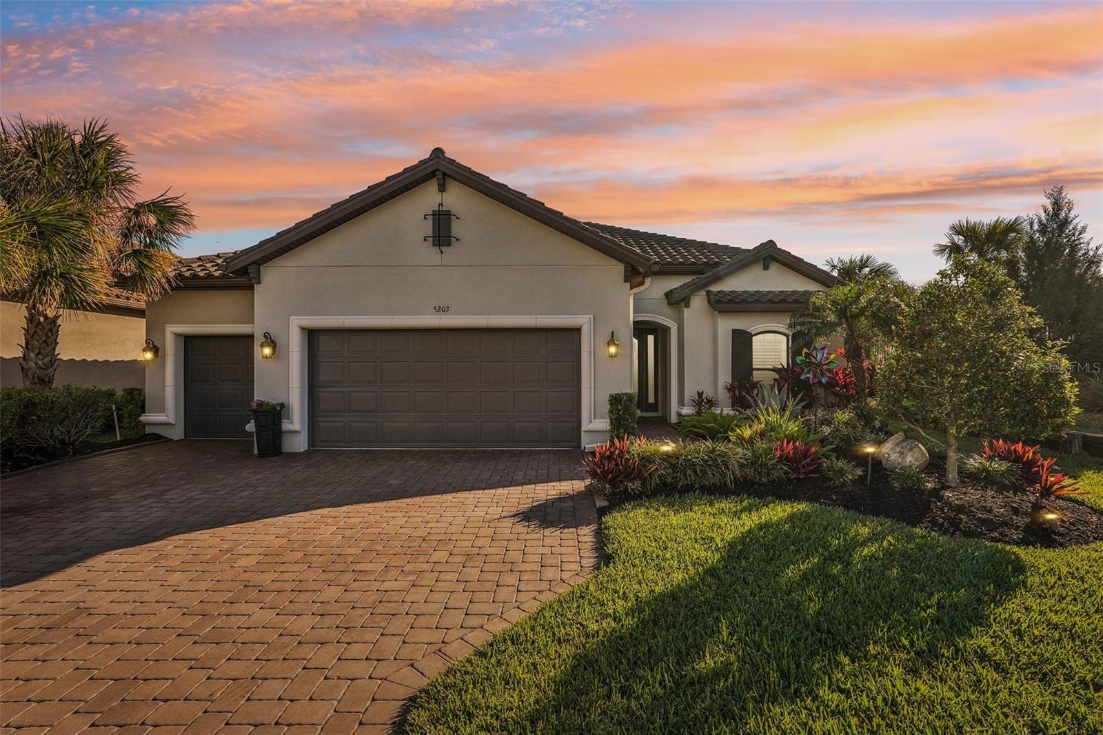 5203 RUSHMERE COURT