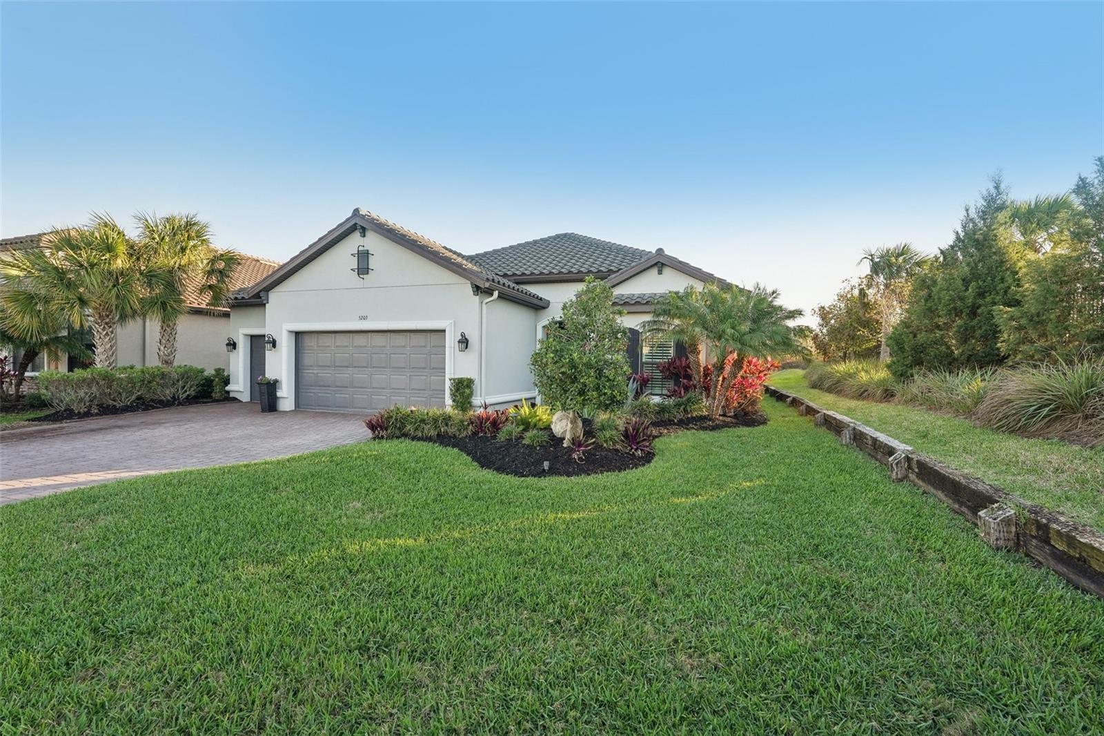 5203 RUSHMERE COURT
