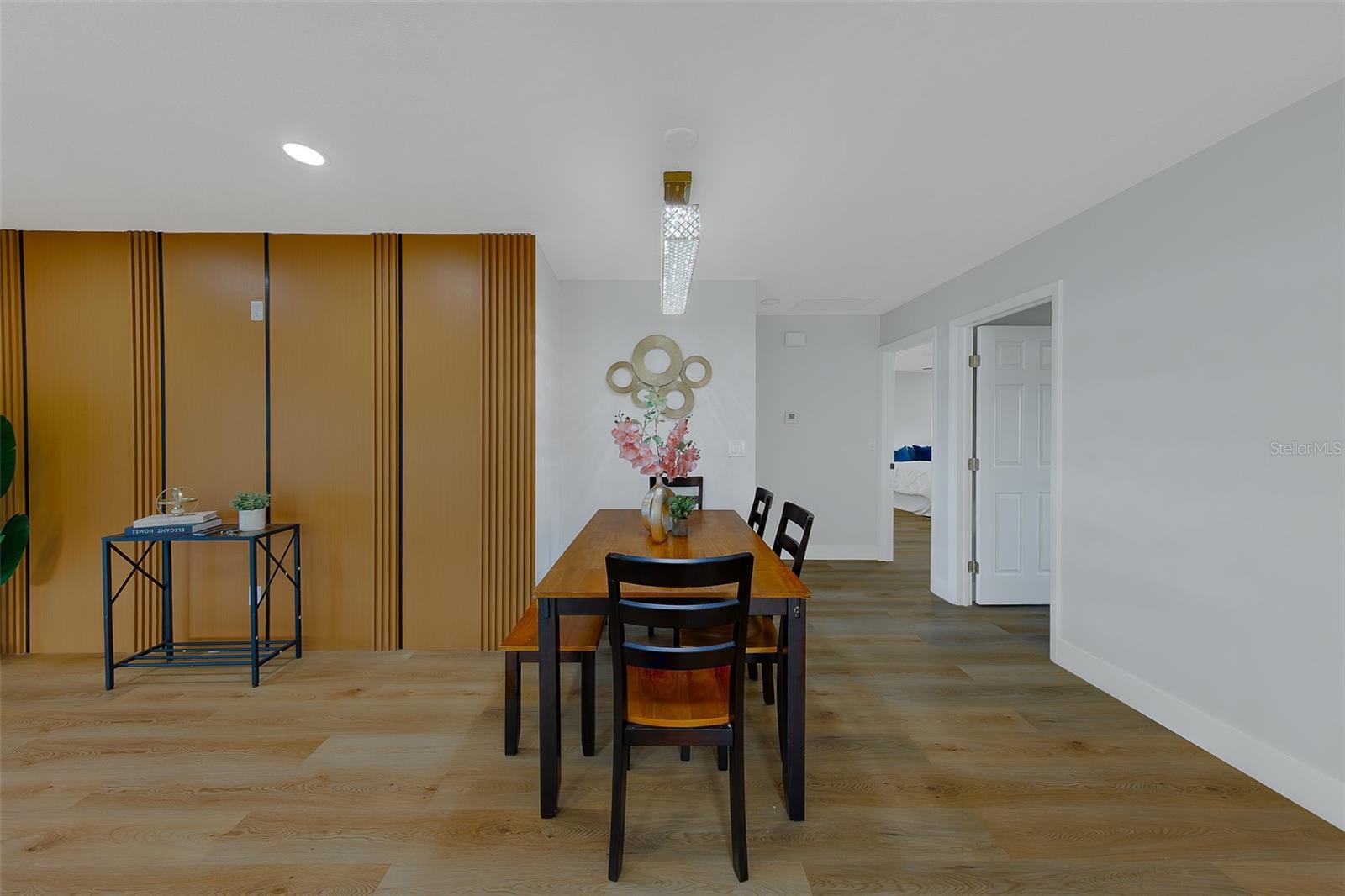 FLORAL GARDENS - Residential