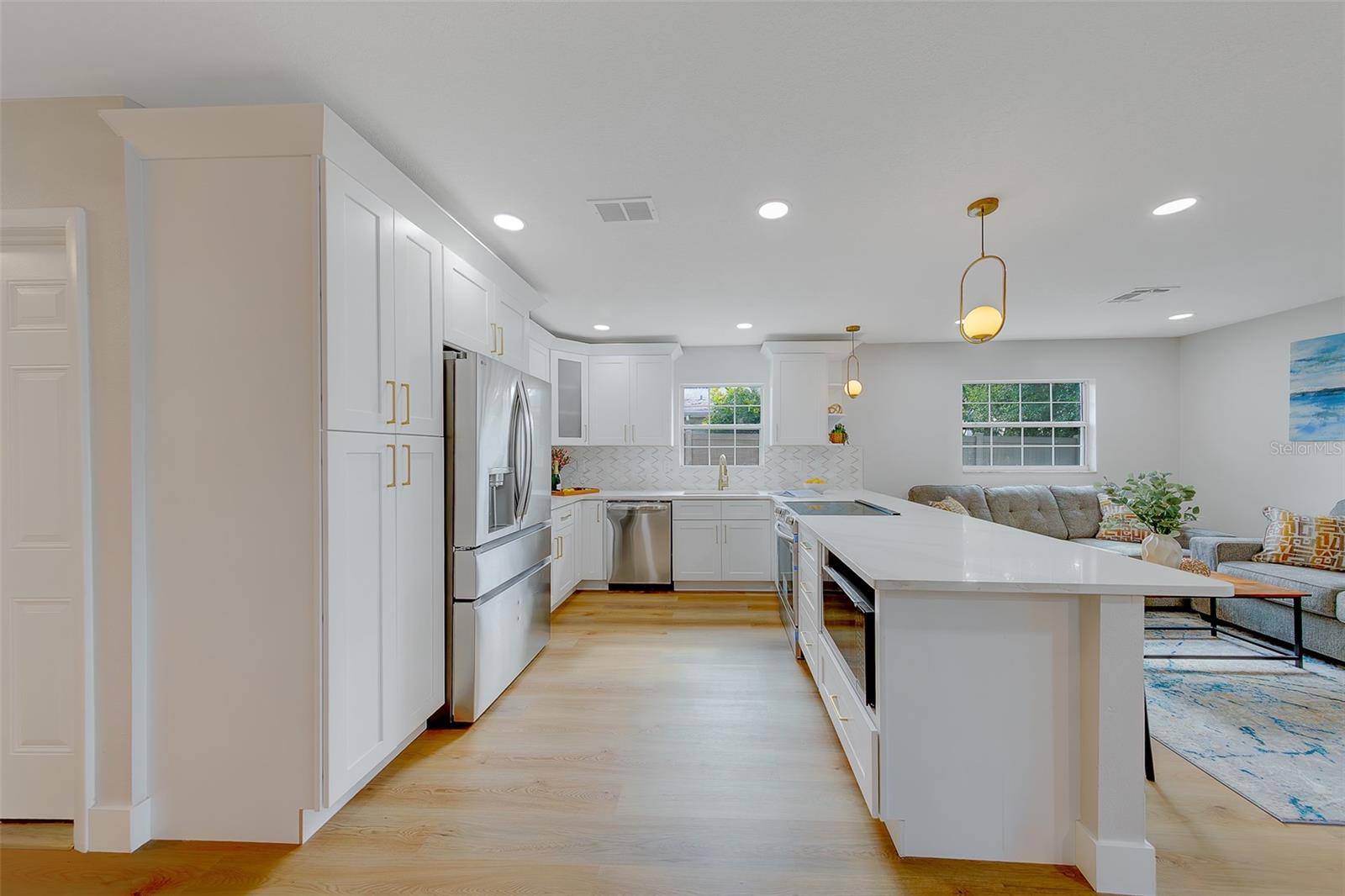 FLORAL GARDENS - Residential