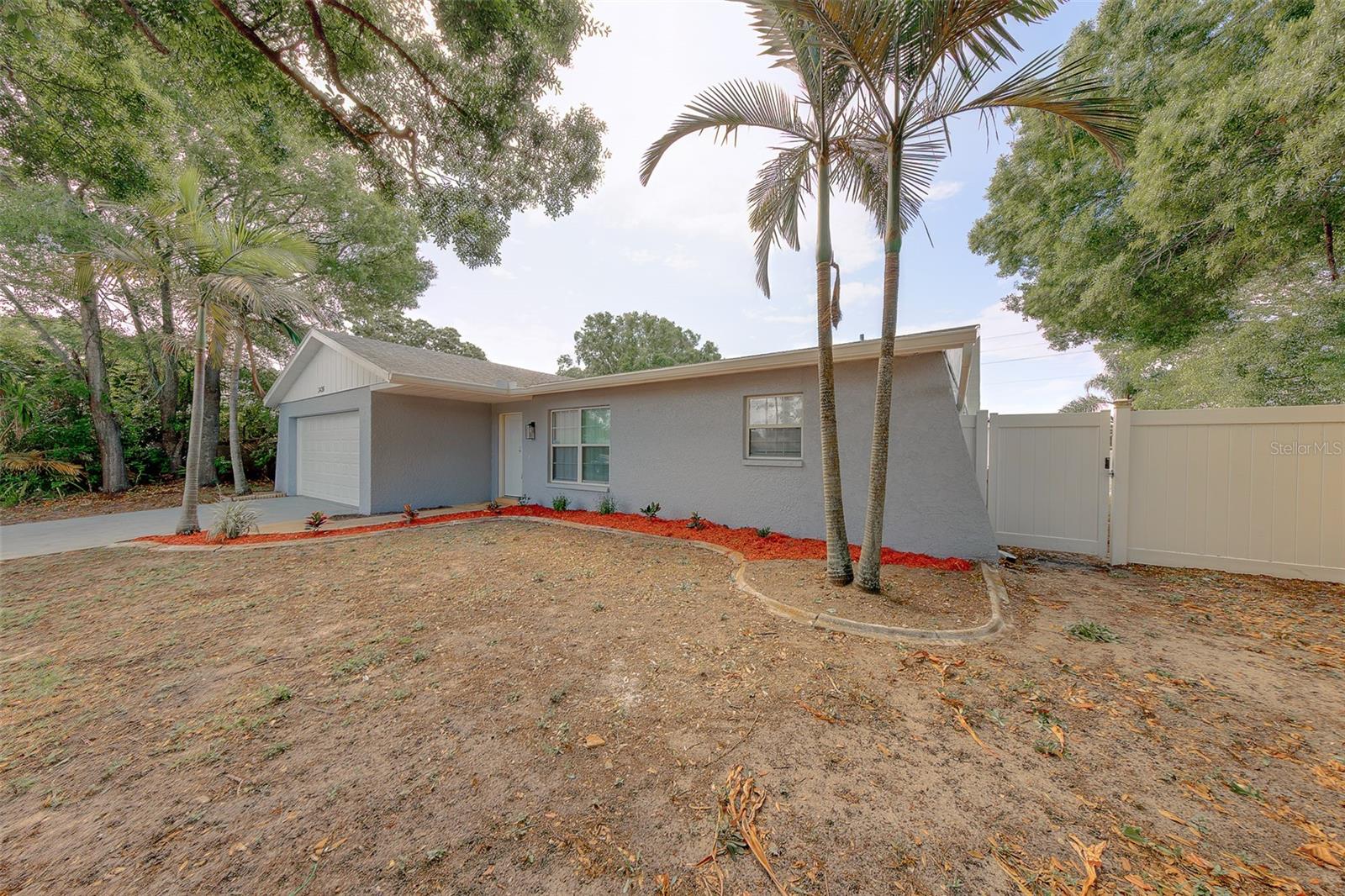 FLORAL GARDENS - Residential