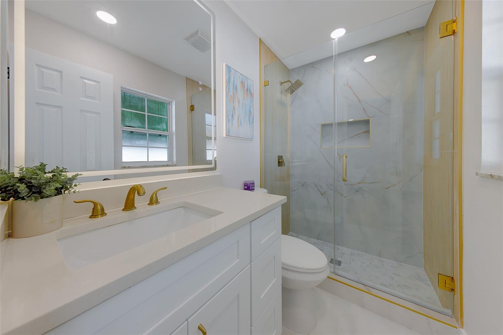 FLORAL GARDENS - Residential