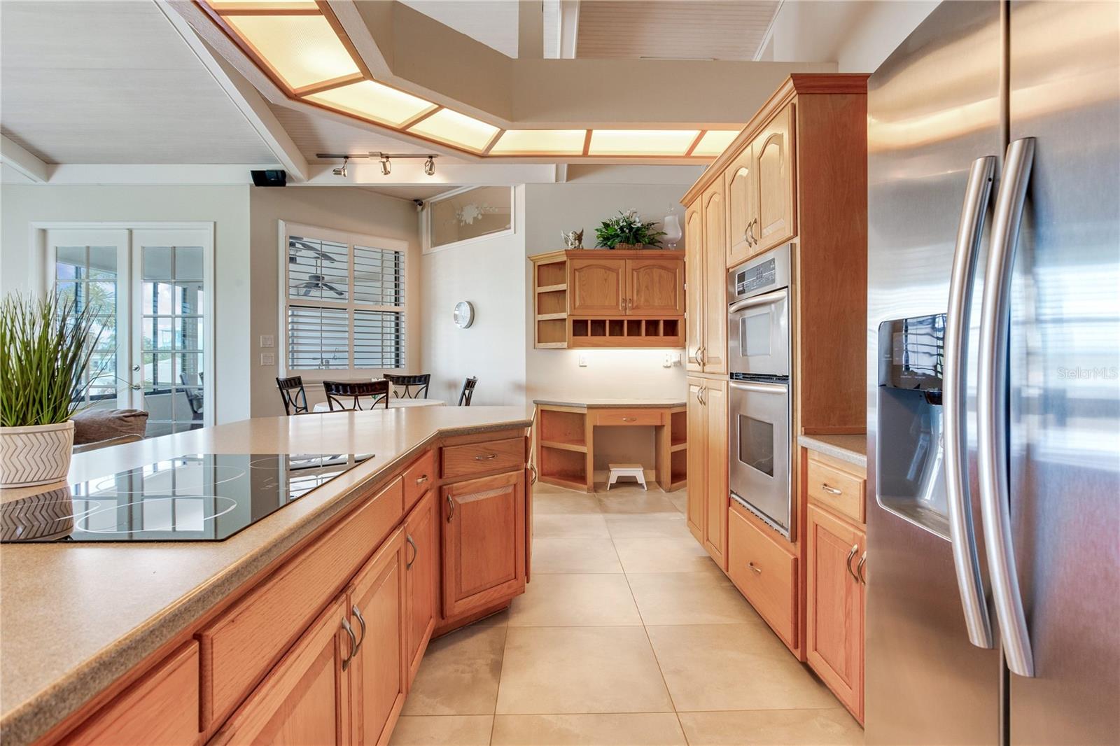 SUNRAY BEACH HOMES - Residential