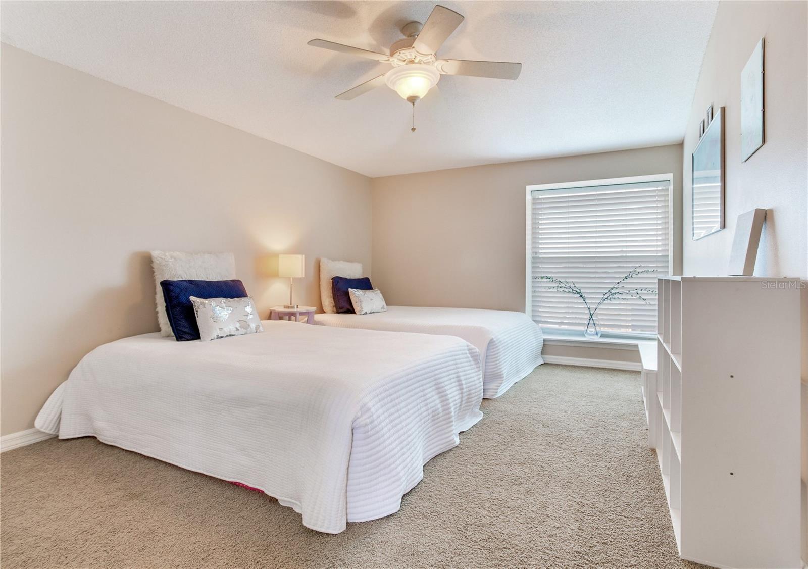 SUNRAY BEACH HOMES - Residential