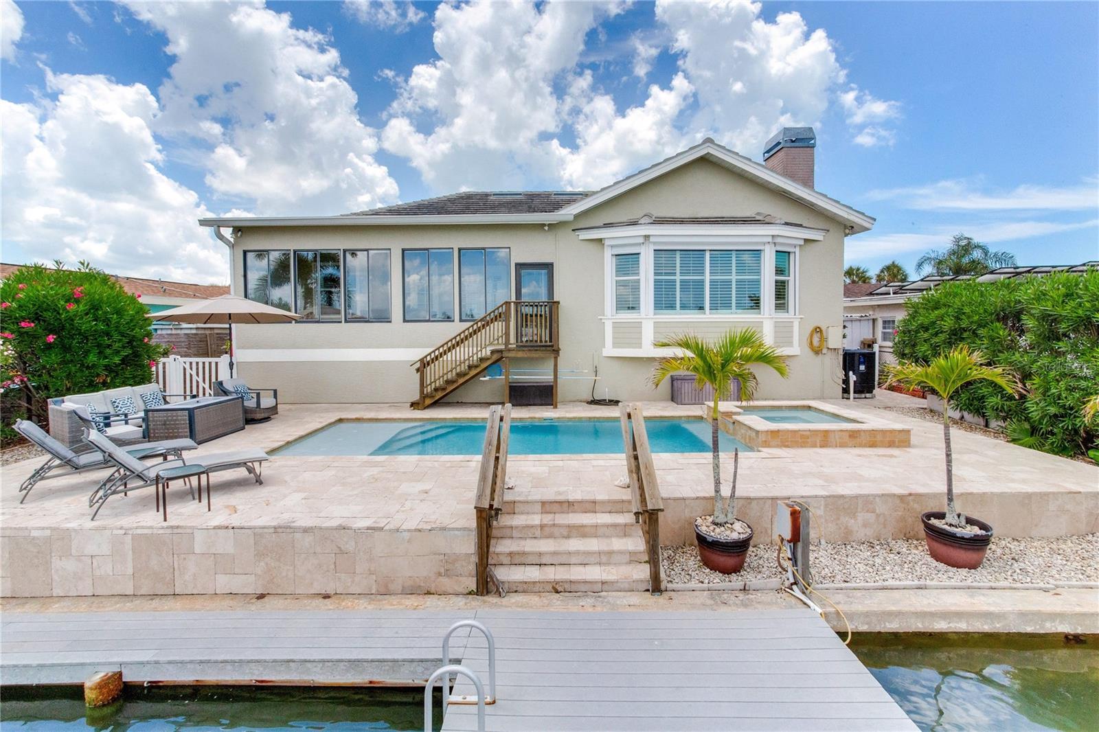 SUNRAY BEACH HOMES - Residential