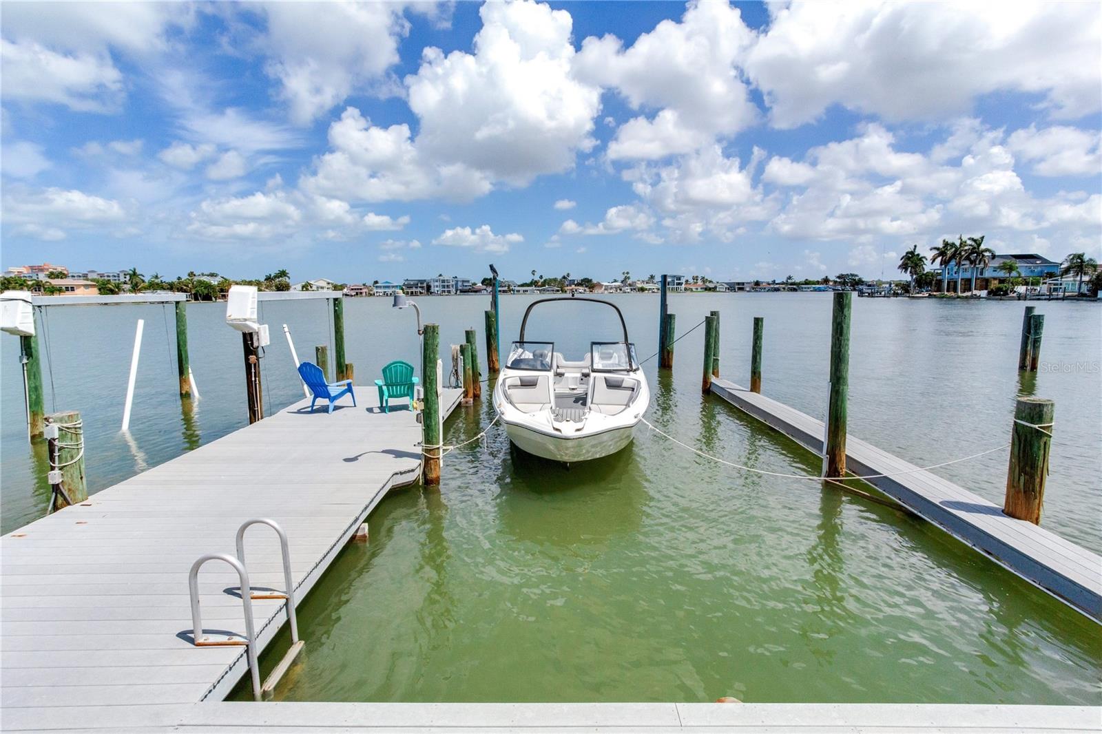 SUNRAY BEACH HOMES - Residential