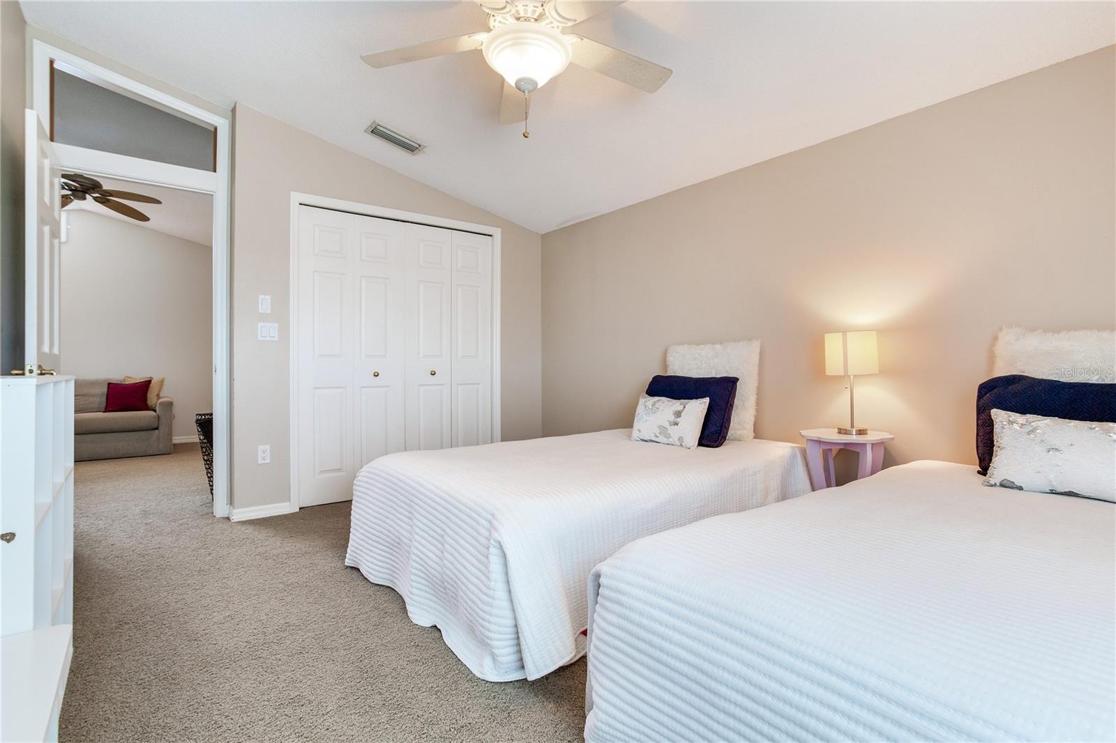SUNRAY BEACH HOMES - Residential