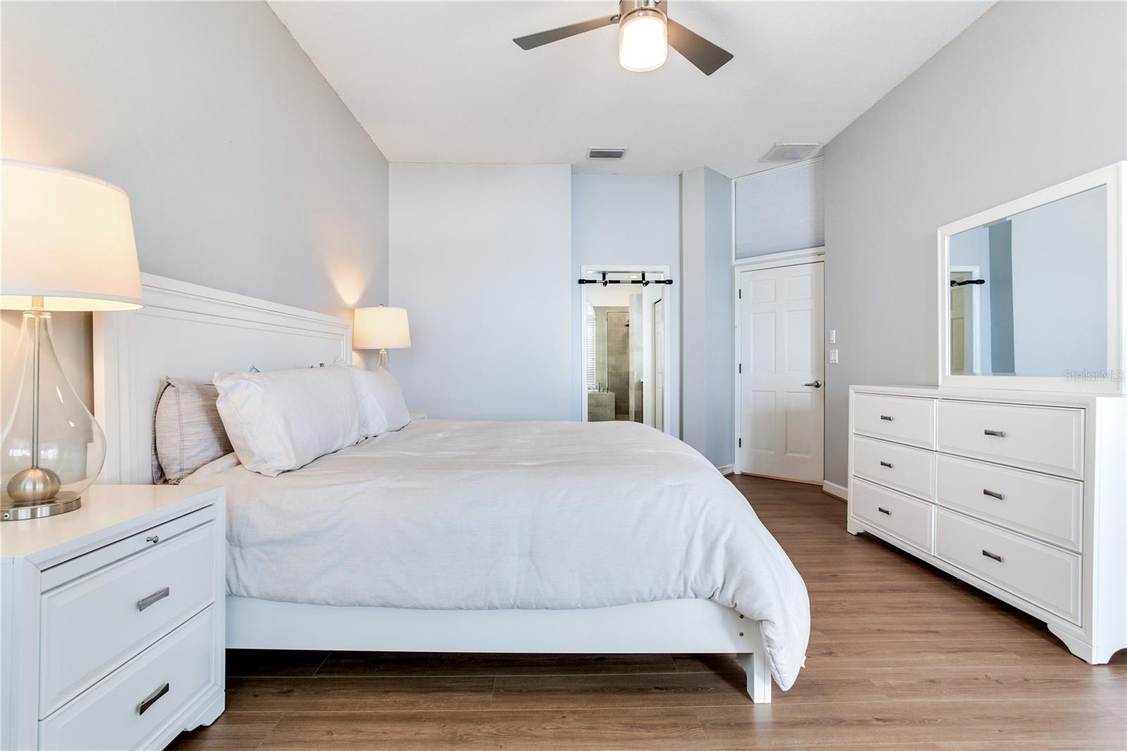 SUNRAY BEACH HOMES - Residential