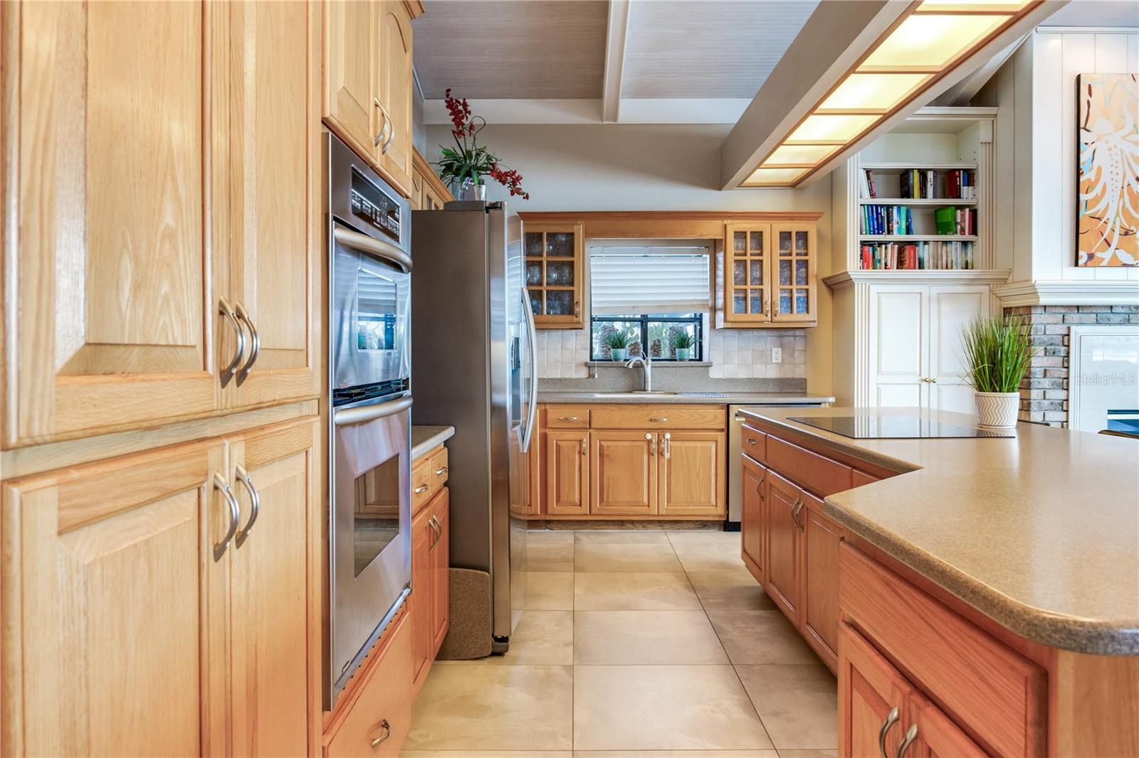 SUNRAY BEACH HOMES - Residential