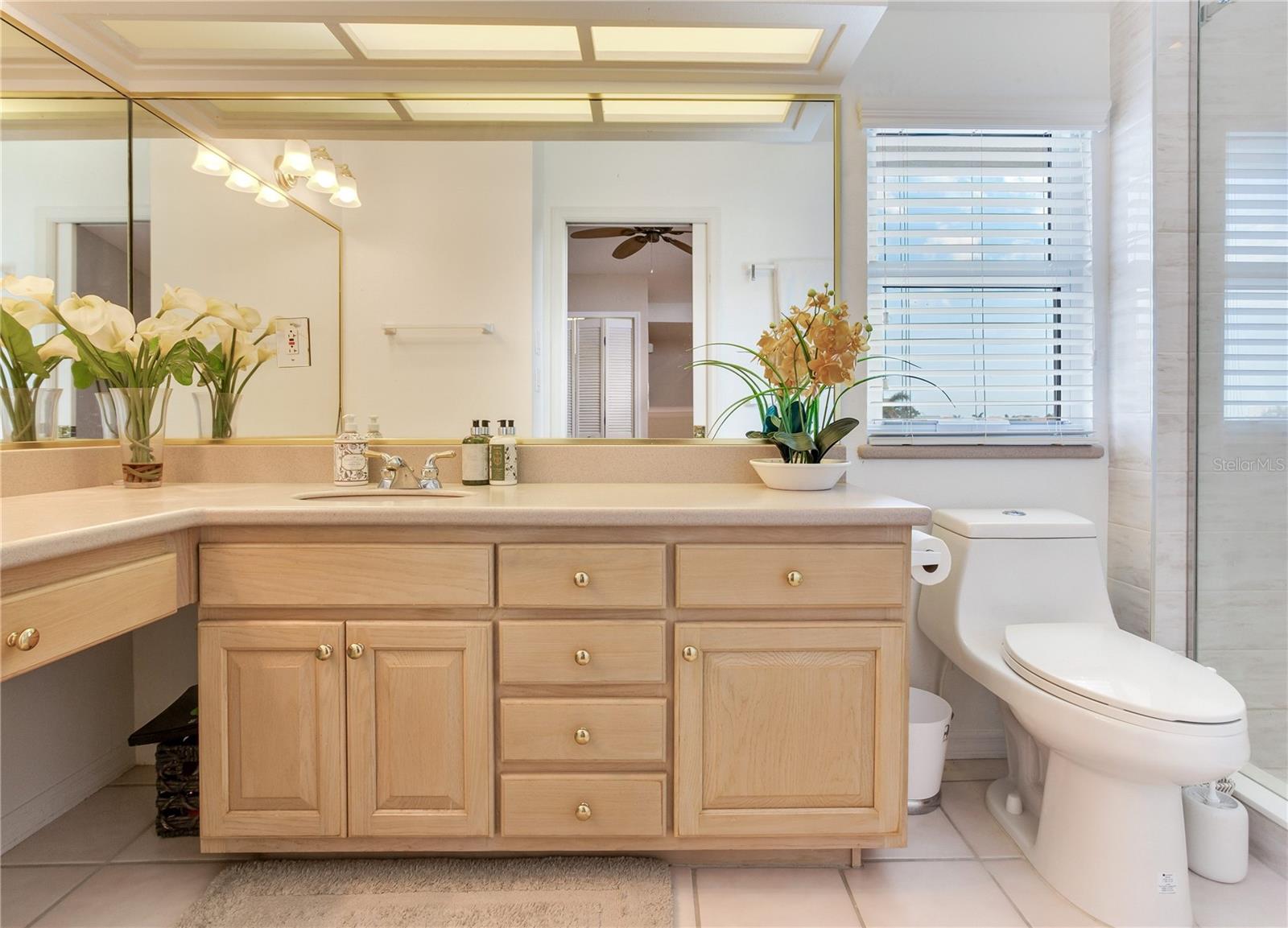 SUNRAY BEACH HOMES - Residential