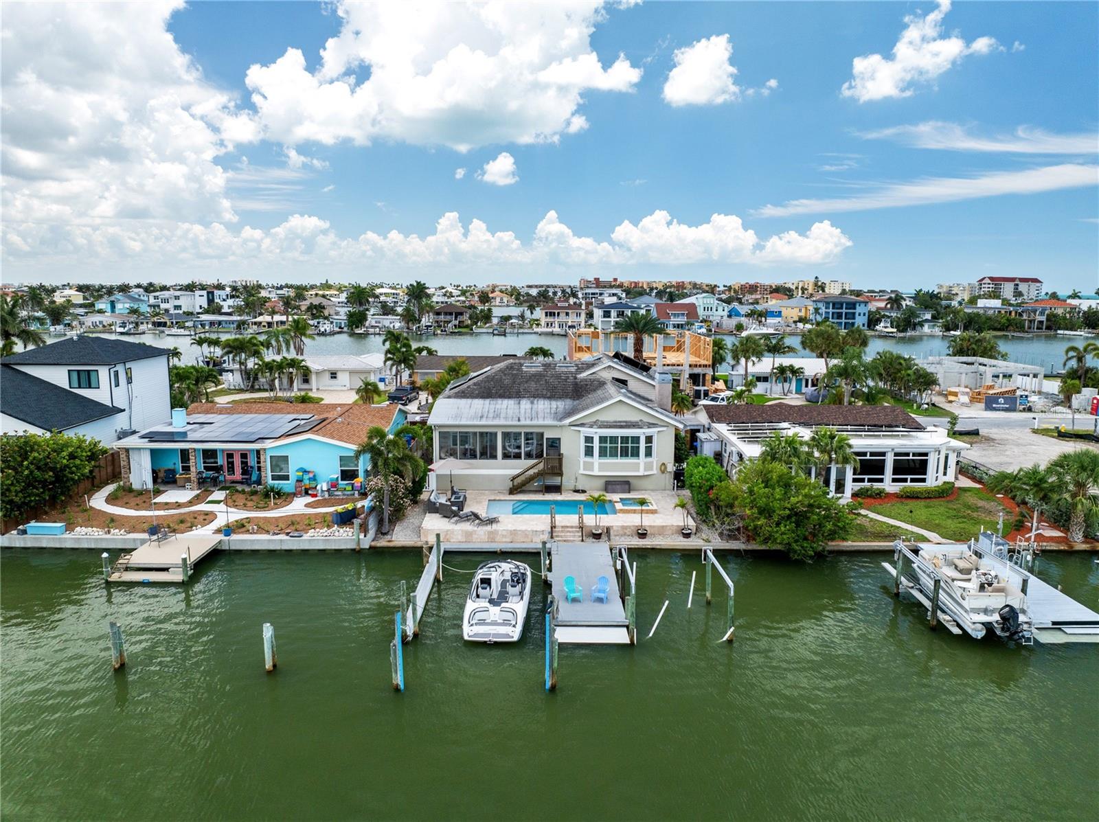 SUNRAY BEACH HOMES - Residential