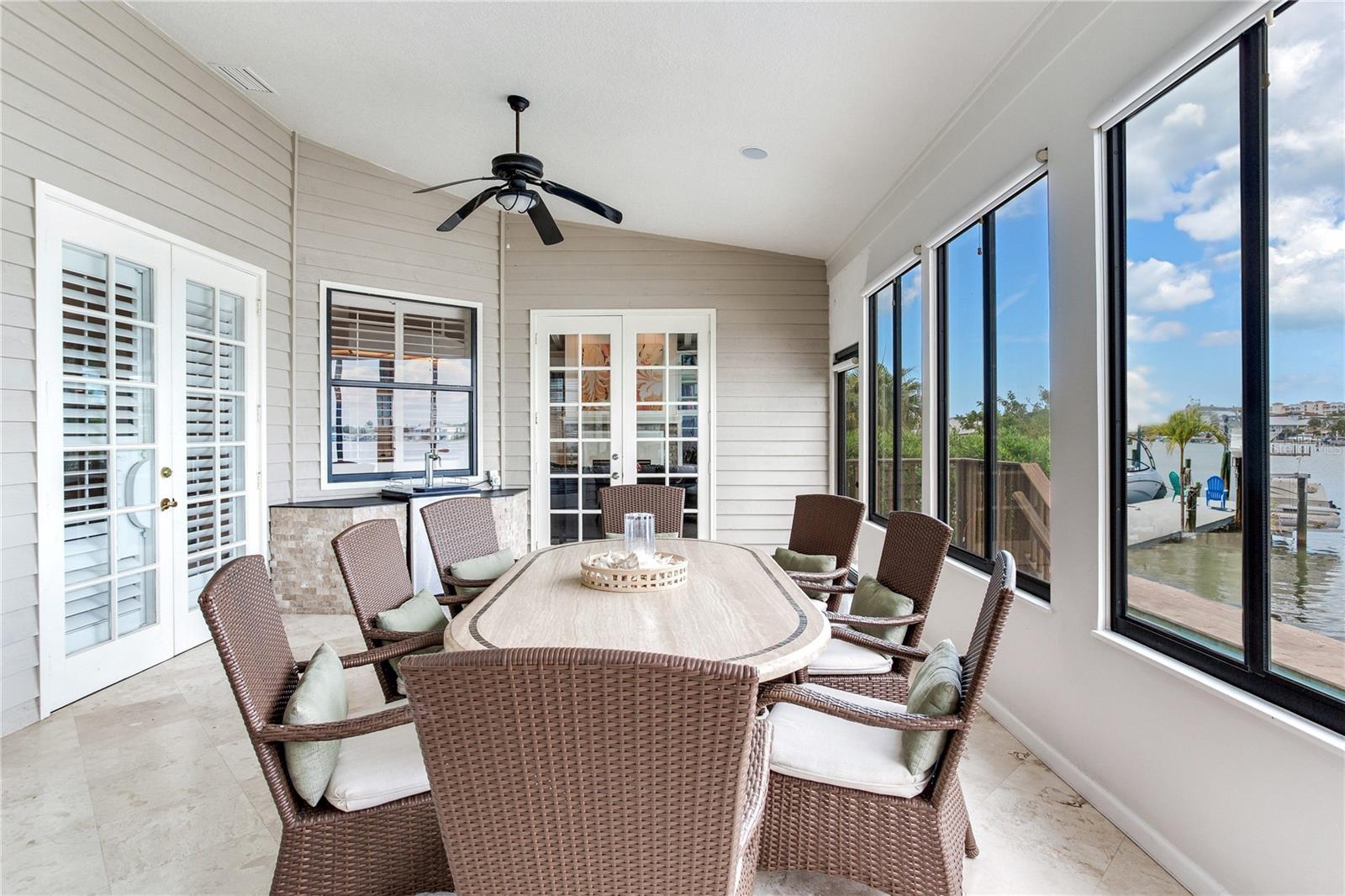 SUNRAY BEACH HOMES - Residential
