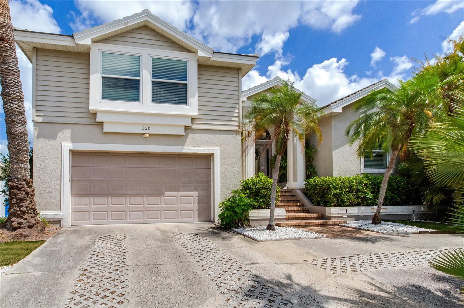SUNRAY BEACH HOMES - Residential