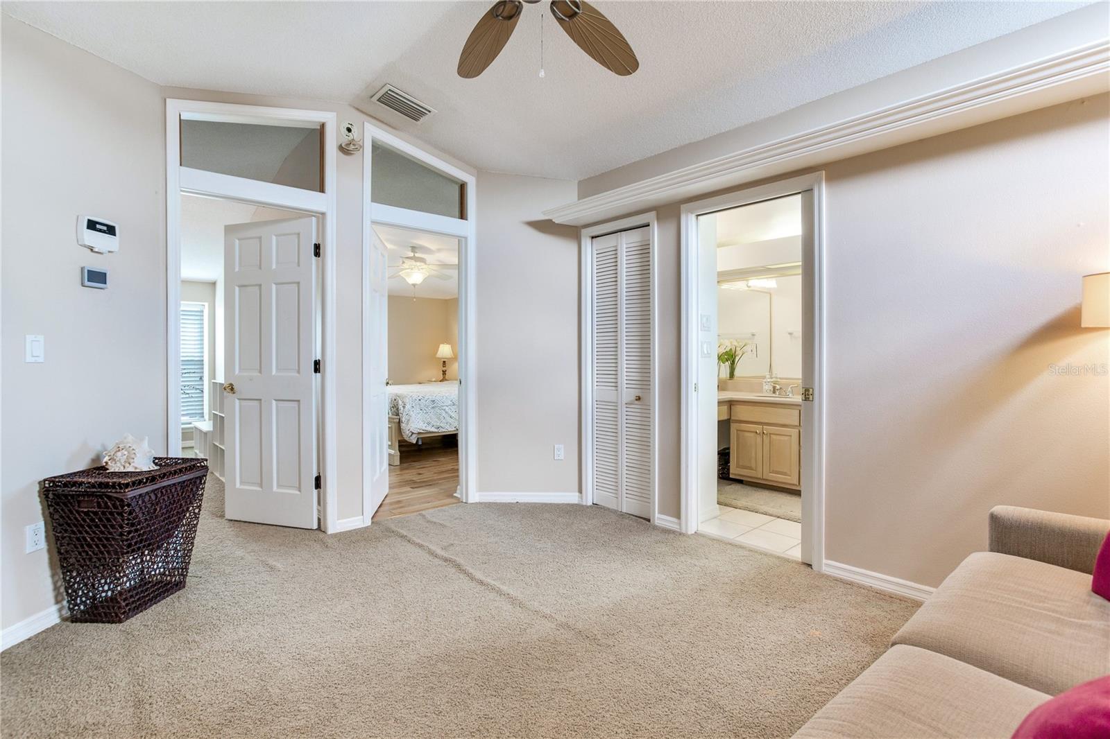 SUNRAY BEACH HOMES - Residential