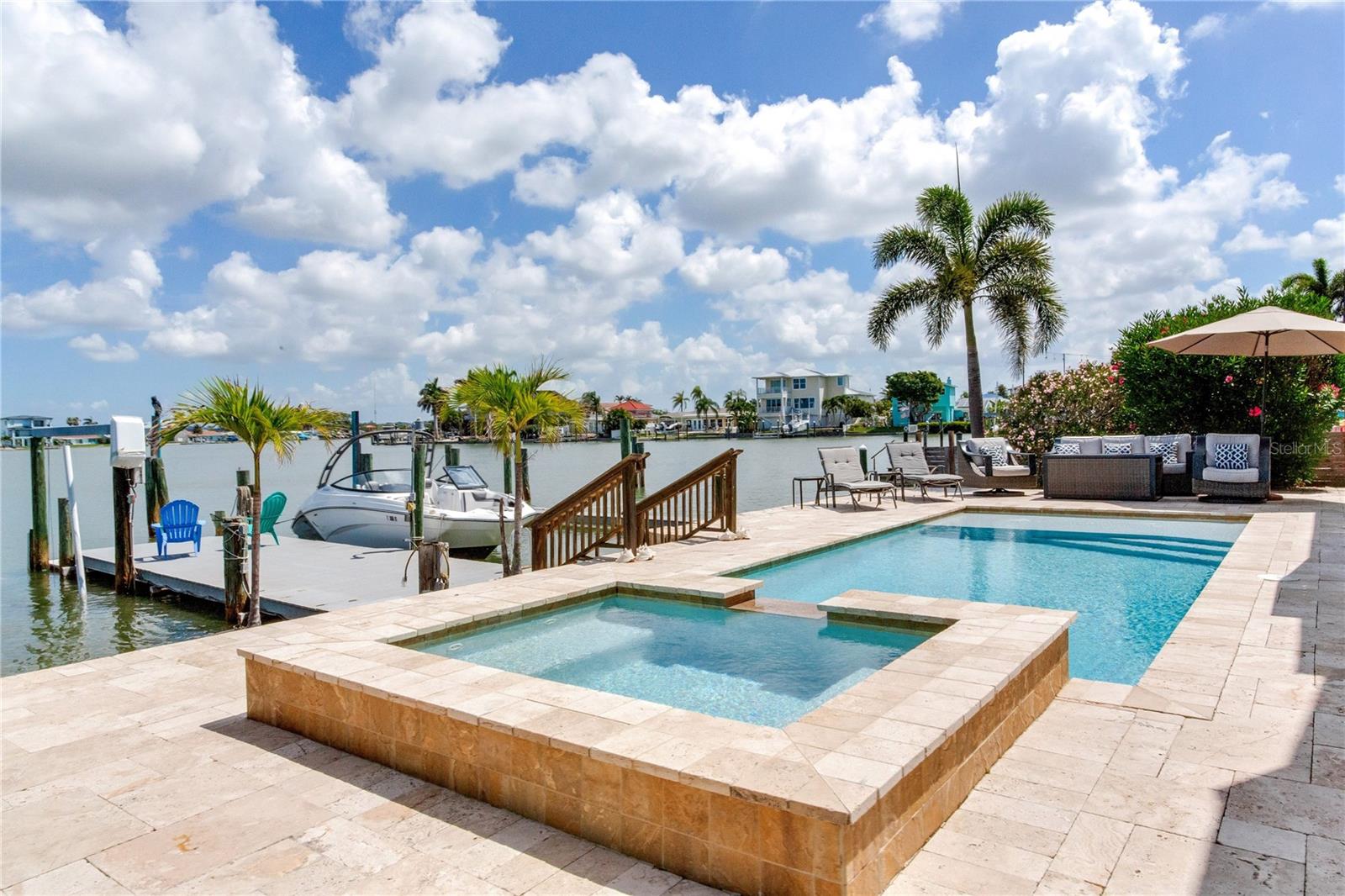 SUNRAY BEACH HOMES - Residential