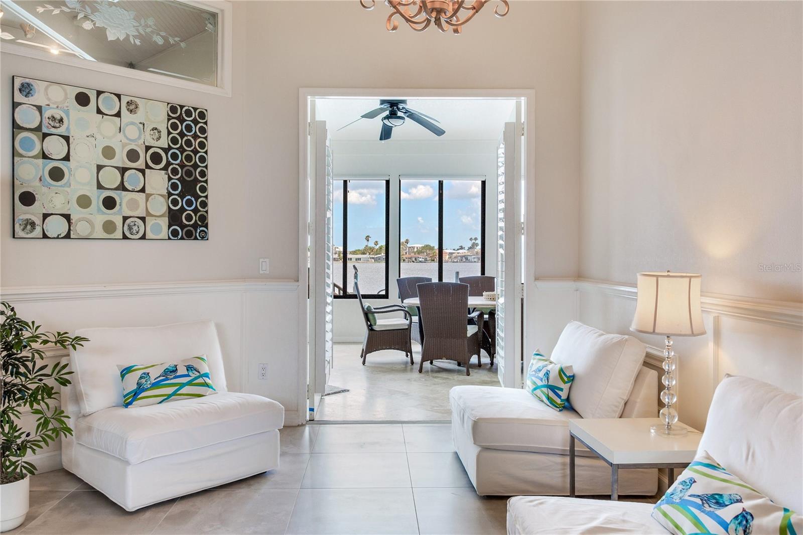 SUNRAY BEACH HOMES - Residential