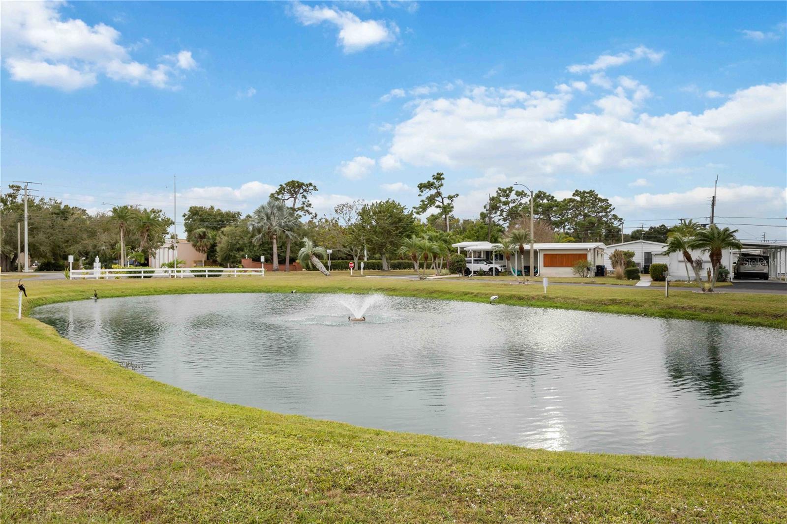 COLONIAL MANOR - Residential