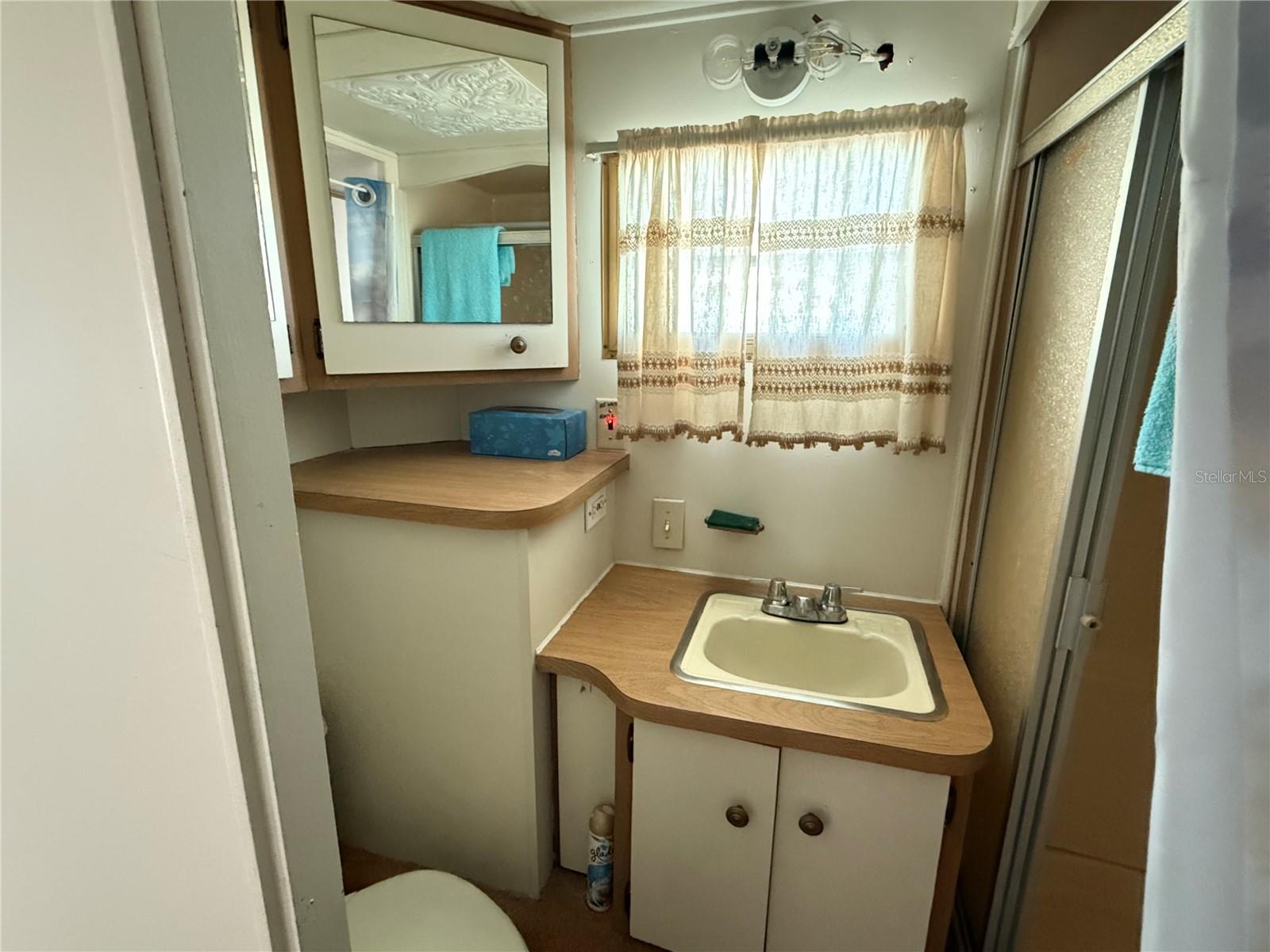 HOLIDAY TRAVEL PARK ENGLEWOOD - Residential