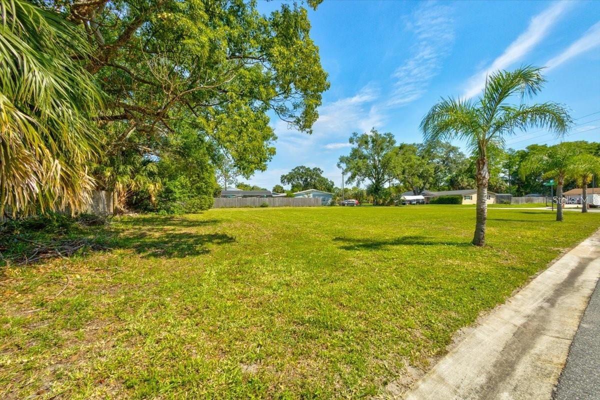 FAIRLANE ESTATES SEC 1 REP - Land