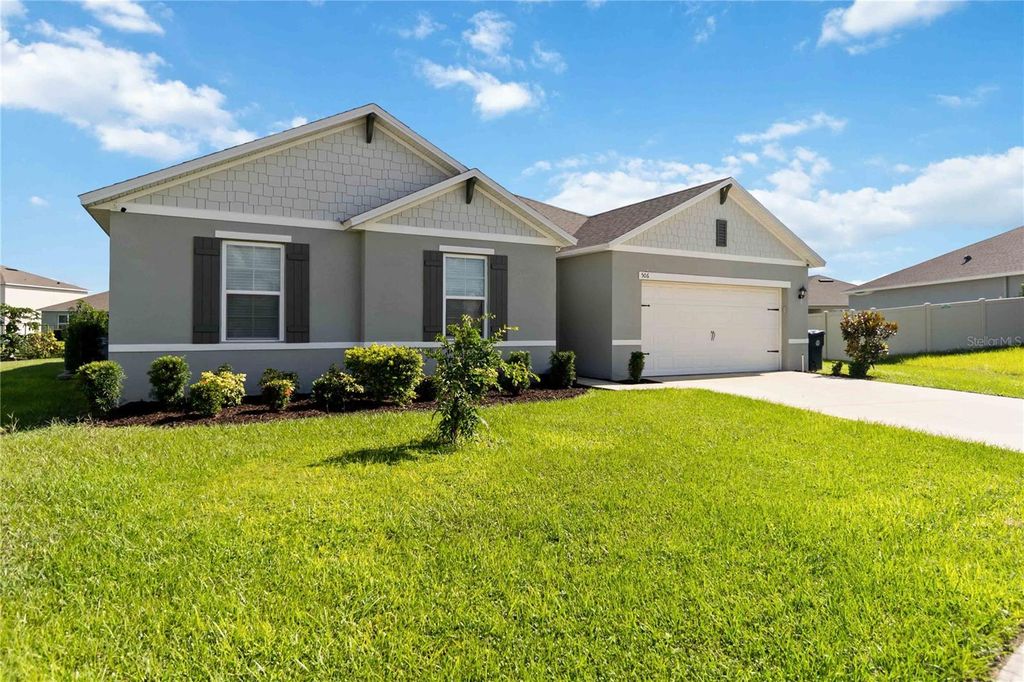 Photo of 506 Auburn Grove Terrace, Auburndale, FL 33823 (MLS # O6348073)
