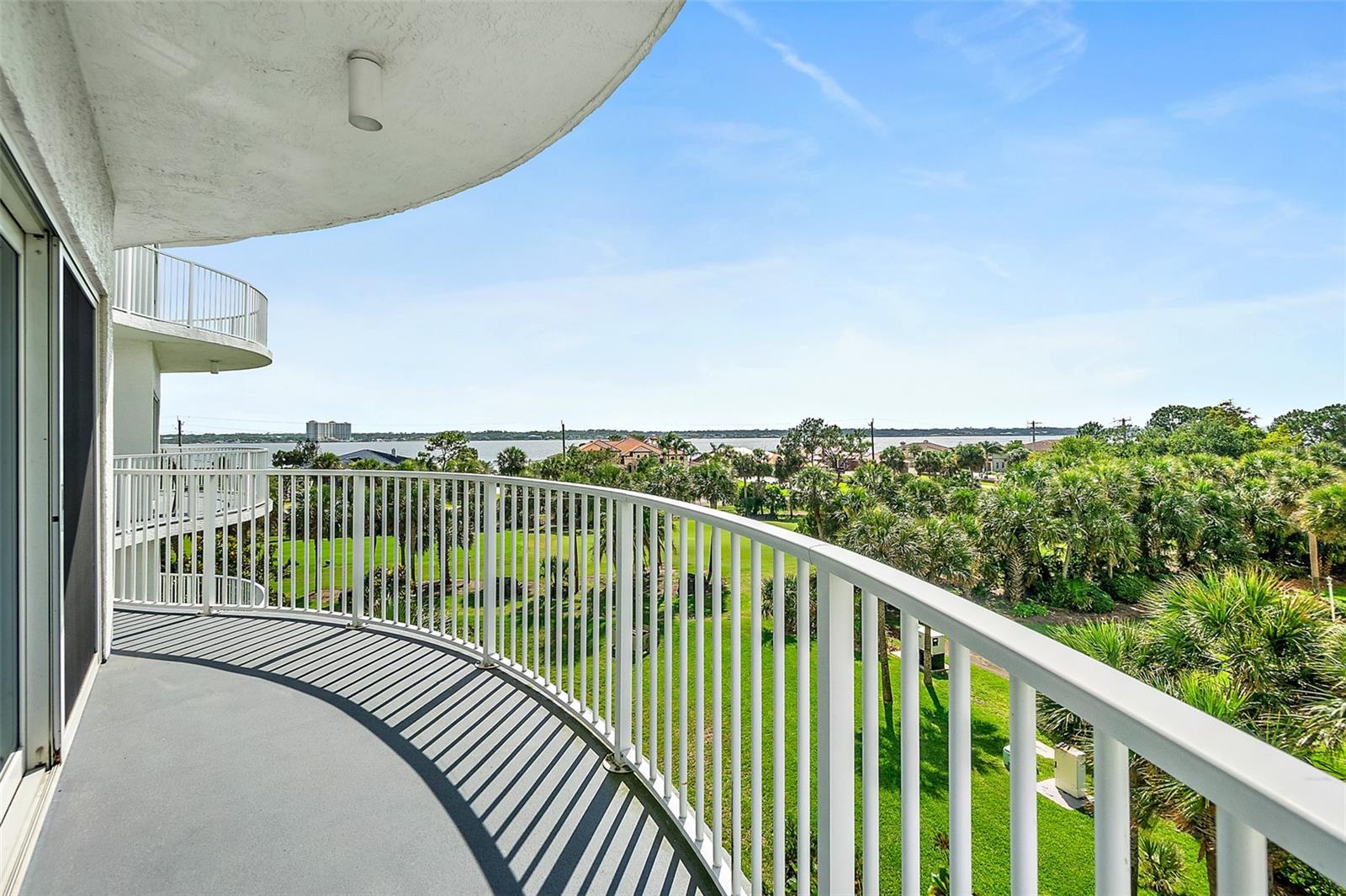 OCEANS GRAND CONDO - Residential