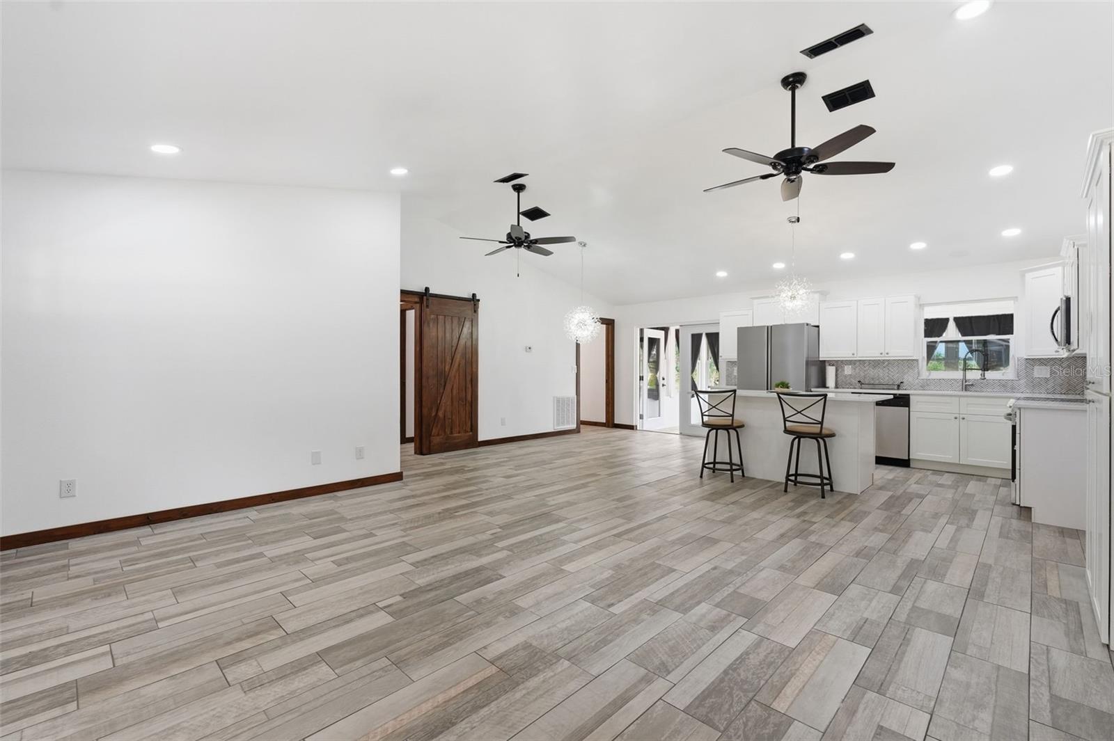 SUNBURST HILLS SUB - Residential