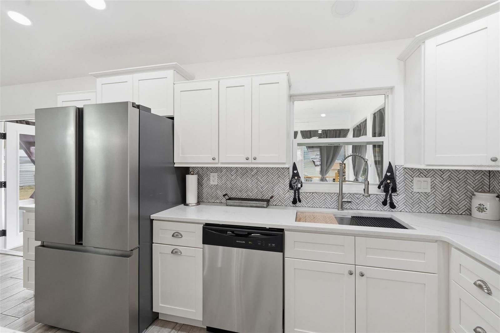 SUNBURST HILLS SUB - Residential