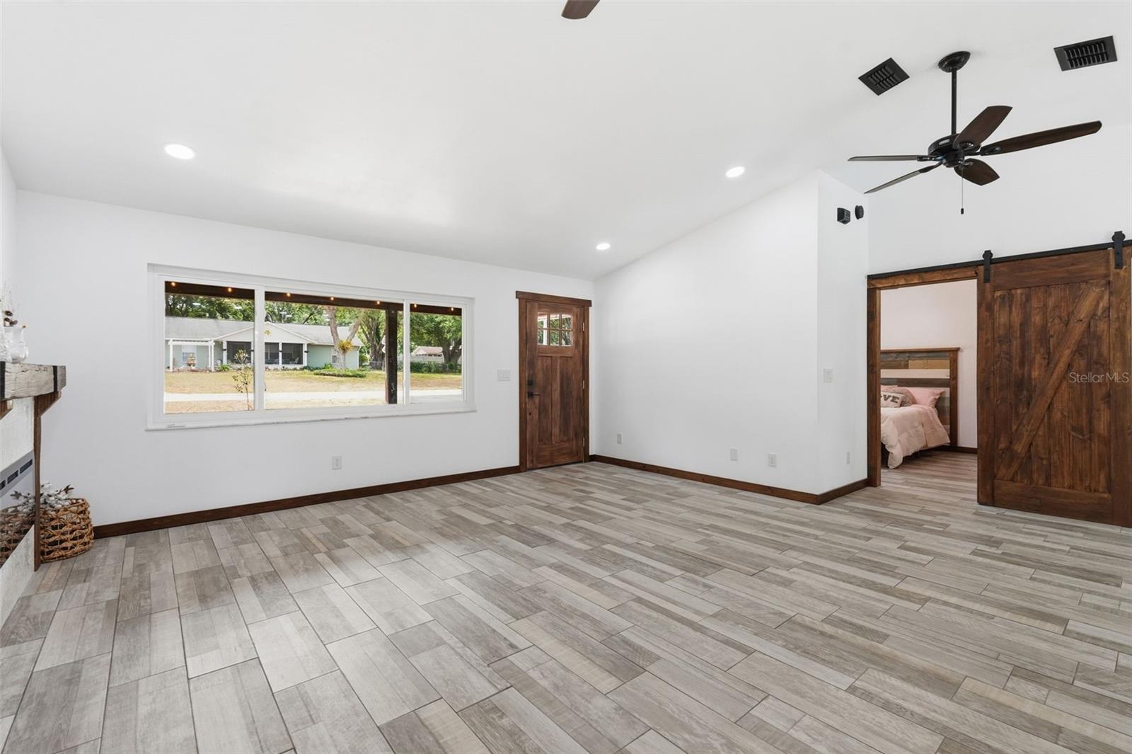 SUNBURST HILLS SUB - Residential