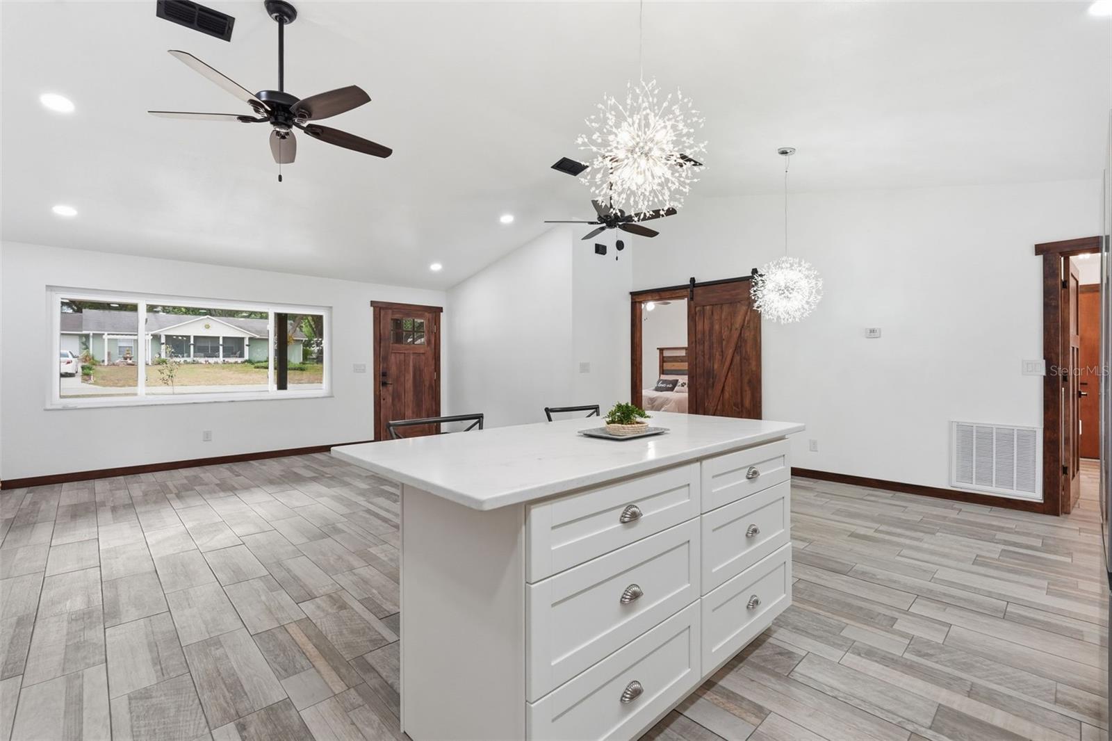 SUNBURST HILLS SUB - Residential