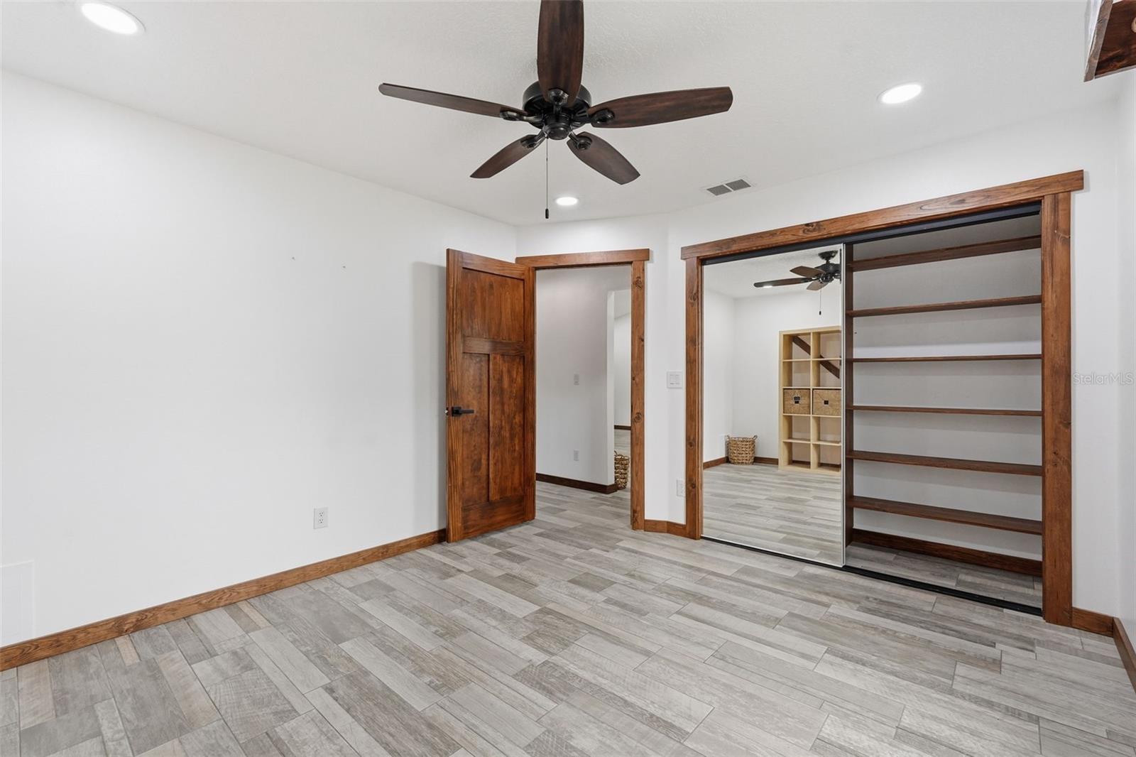SUNBURST HILLS SUB - Residential