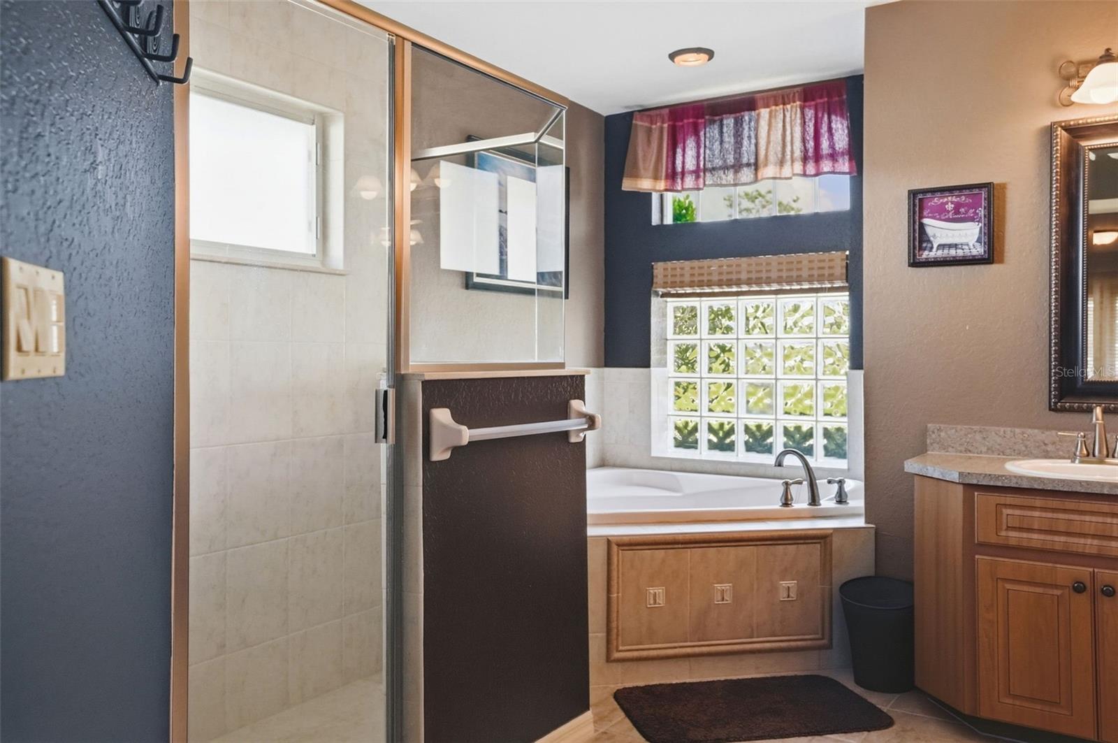 PRISTINE PLACE PH 1 - Residential