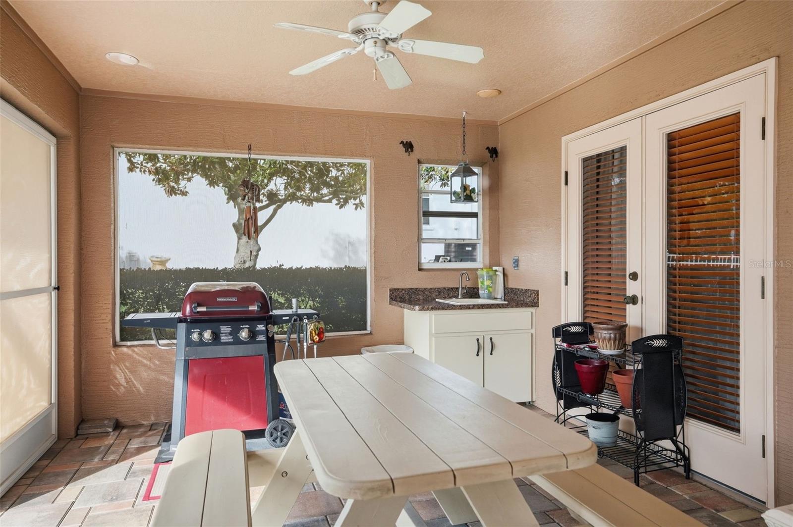 PRISTINE PLACE PH 1 - Residential
