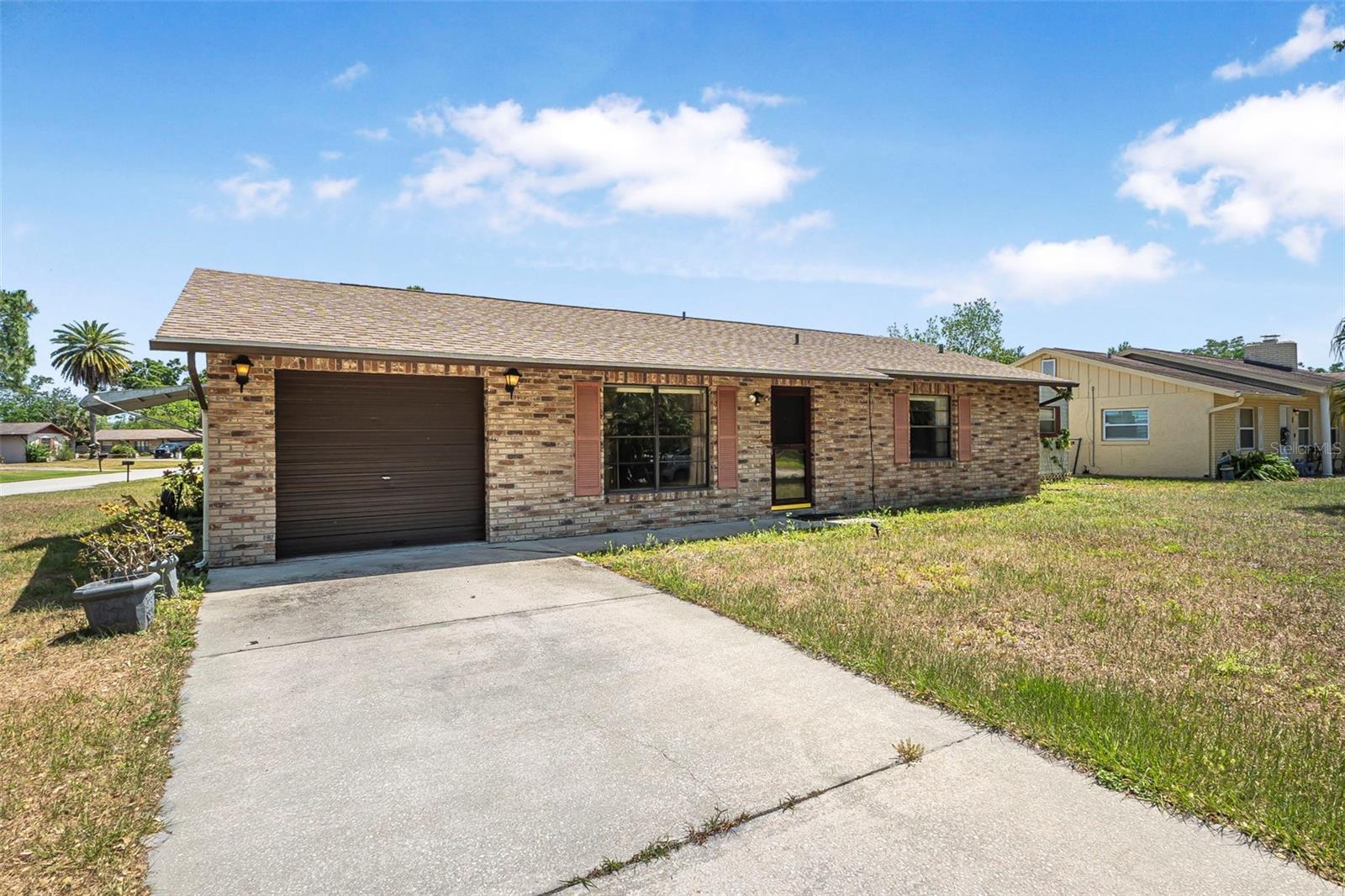 2 WILDWOOD DRIVE