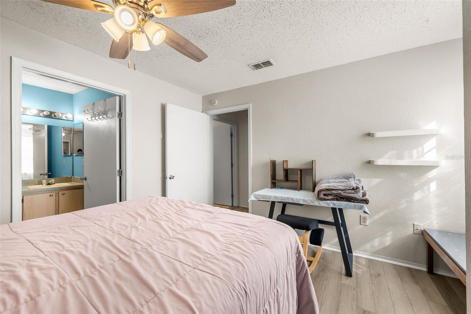 WINDSOR PARK CONDOMINIUM - Residential