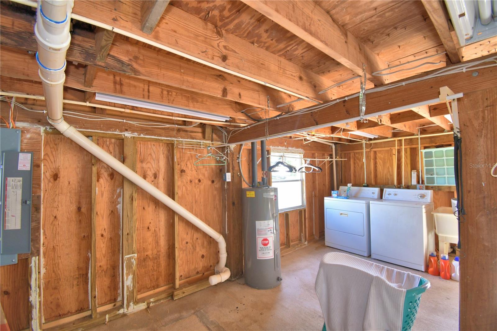 LUCERNE SHORES - Residential